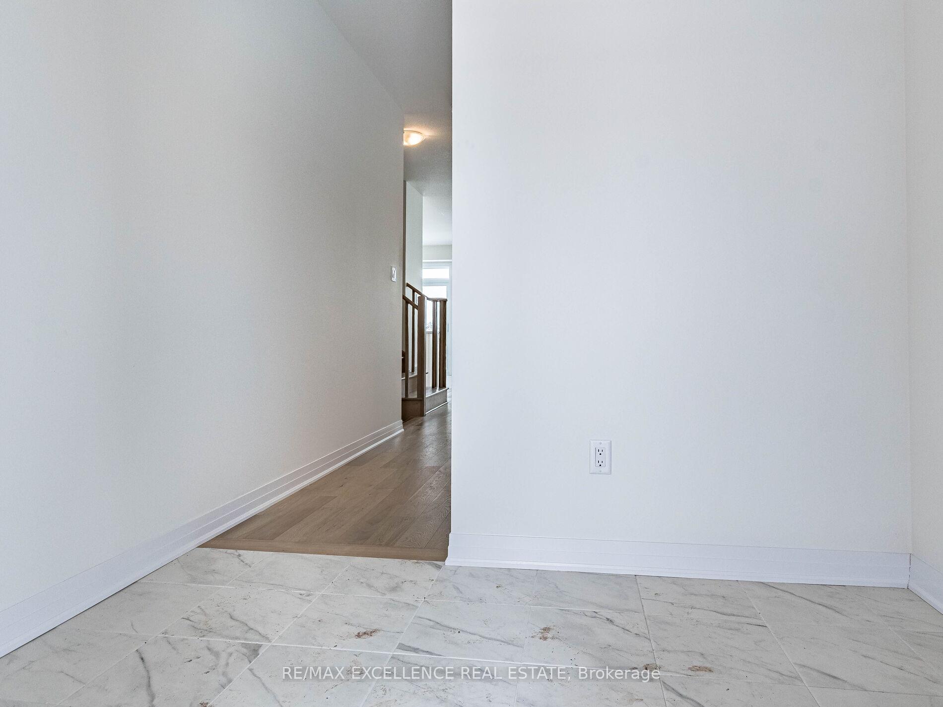 Photo 3 of 122 Masters Street, Welland, Dain City — HOMEH
