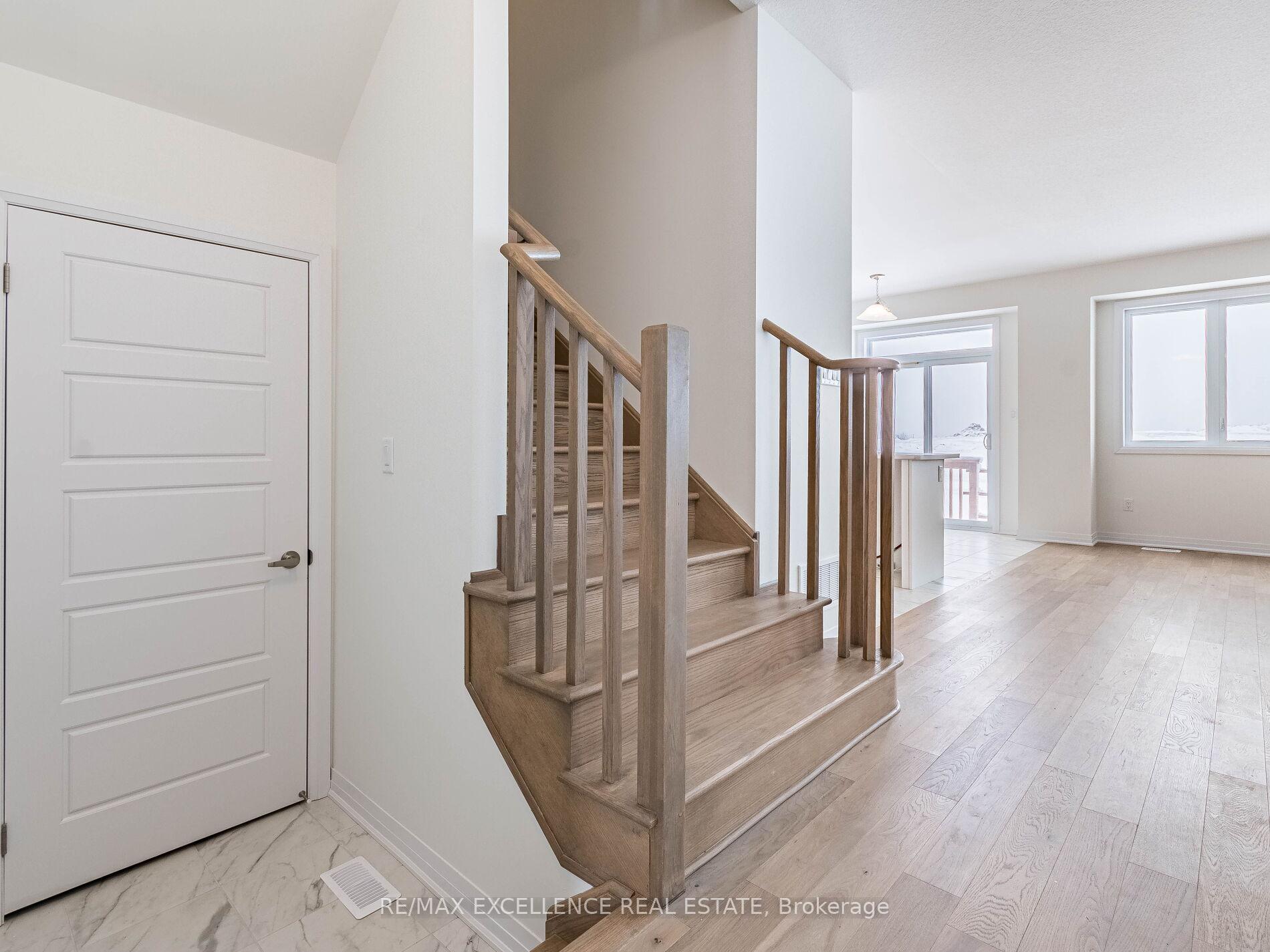 Photo 7 of 122 Masters Street, Welland, Dain City — HOMEH