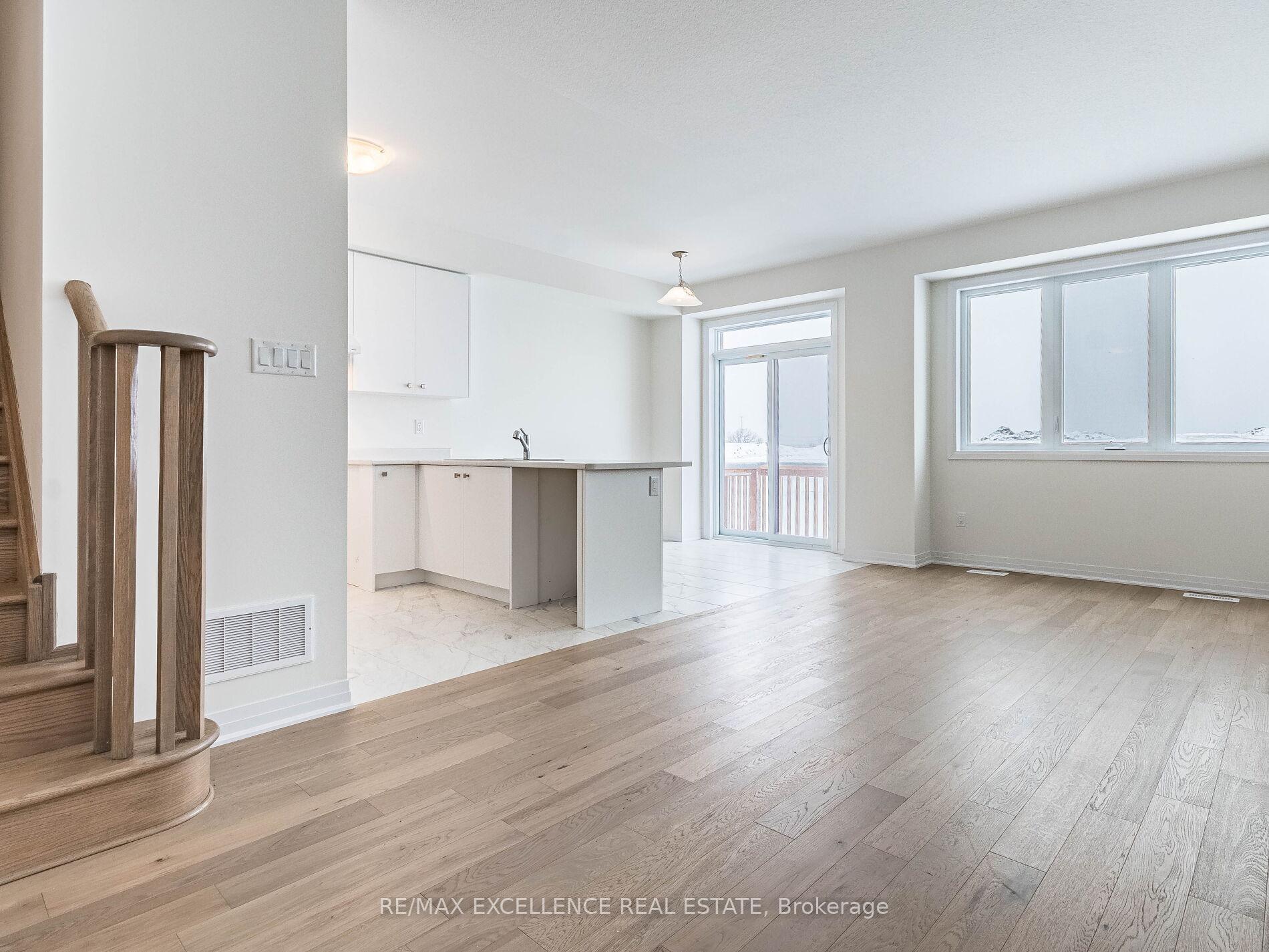 Photo 9 of 122 Masters Street, Welland, Dain City — HOMEH