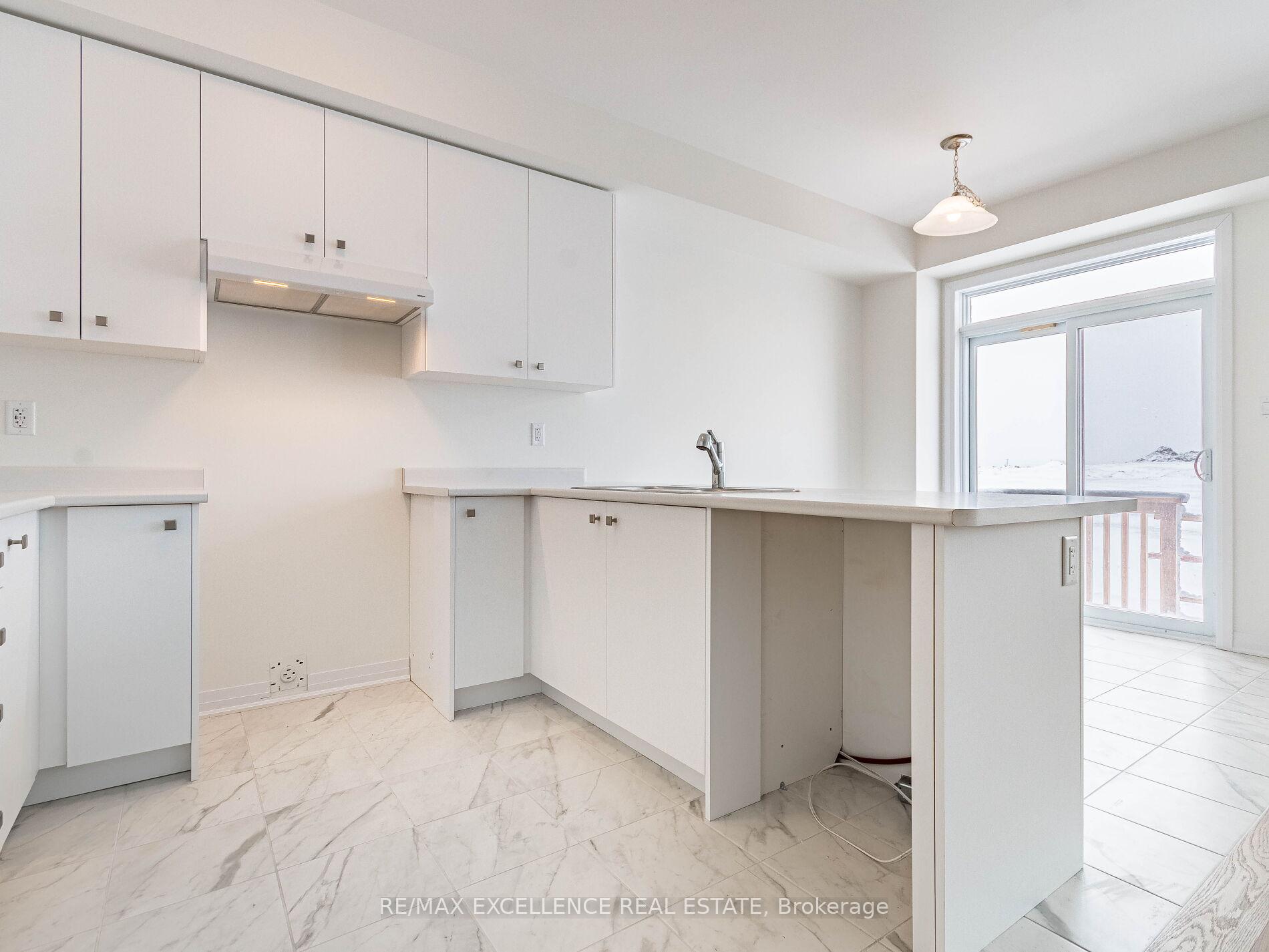 Photo 17 of 122 Masters Street, Welland, Dain City — HOMEH