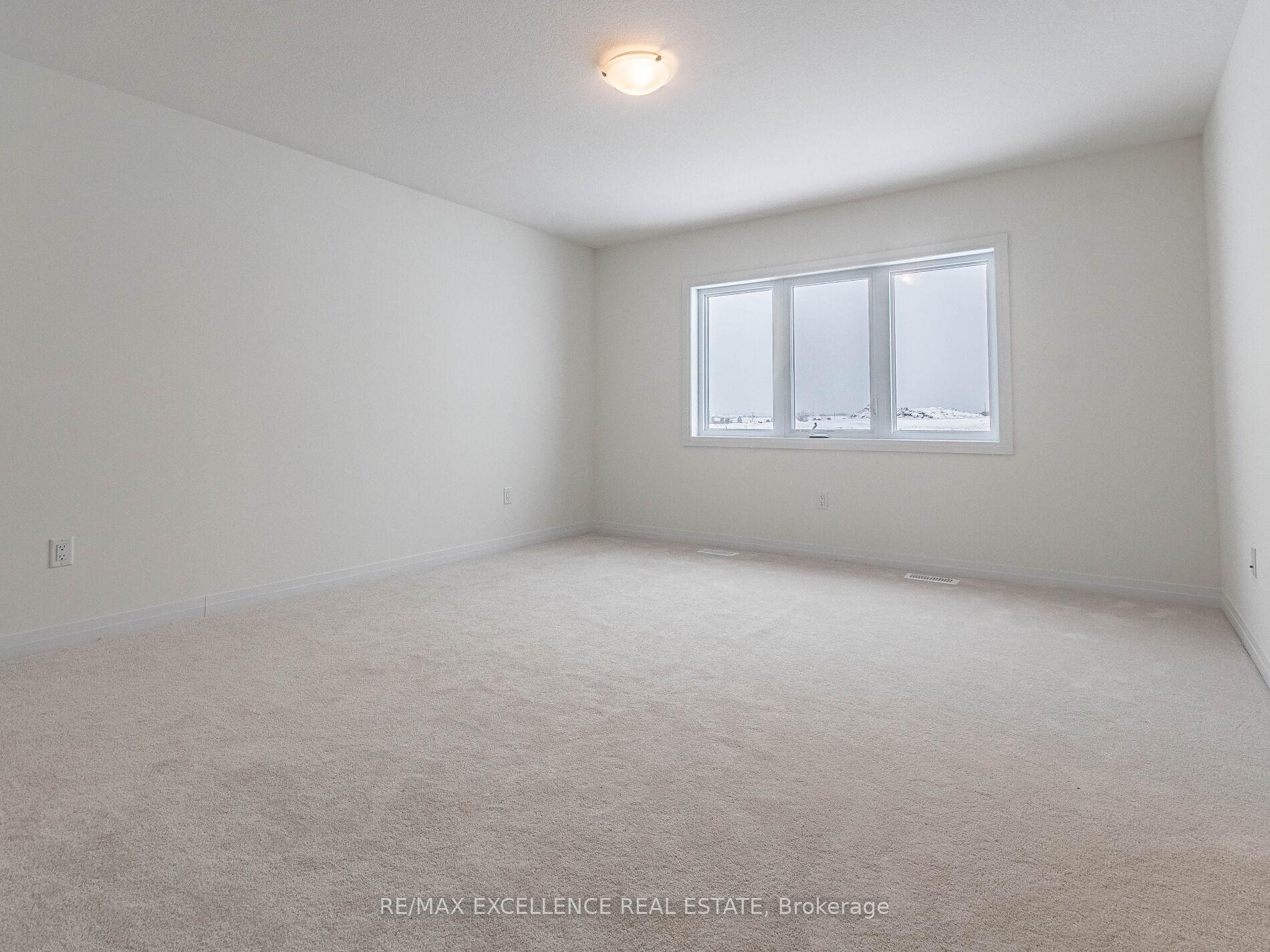 Photo 22 of 122 Masters Street, Welland, Dain City — HOMEH