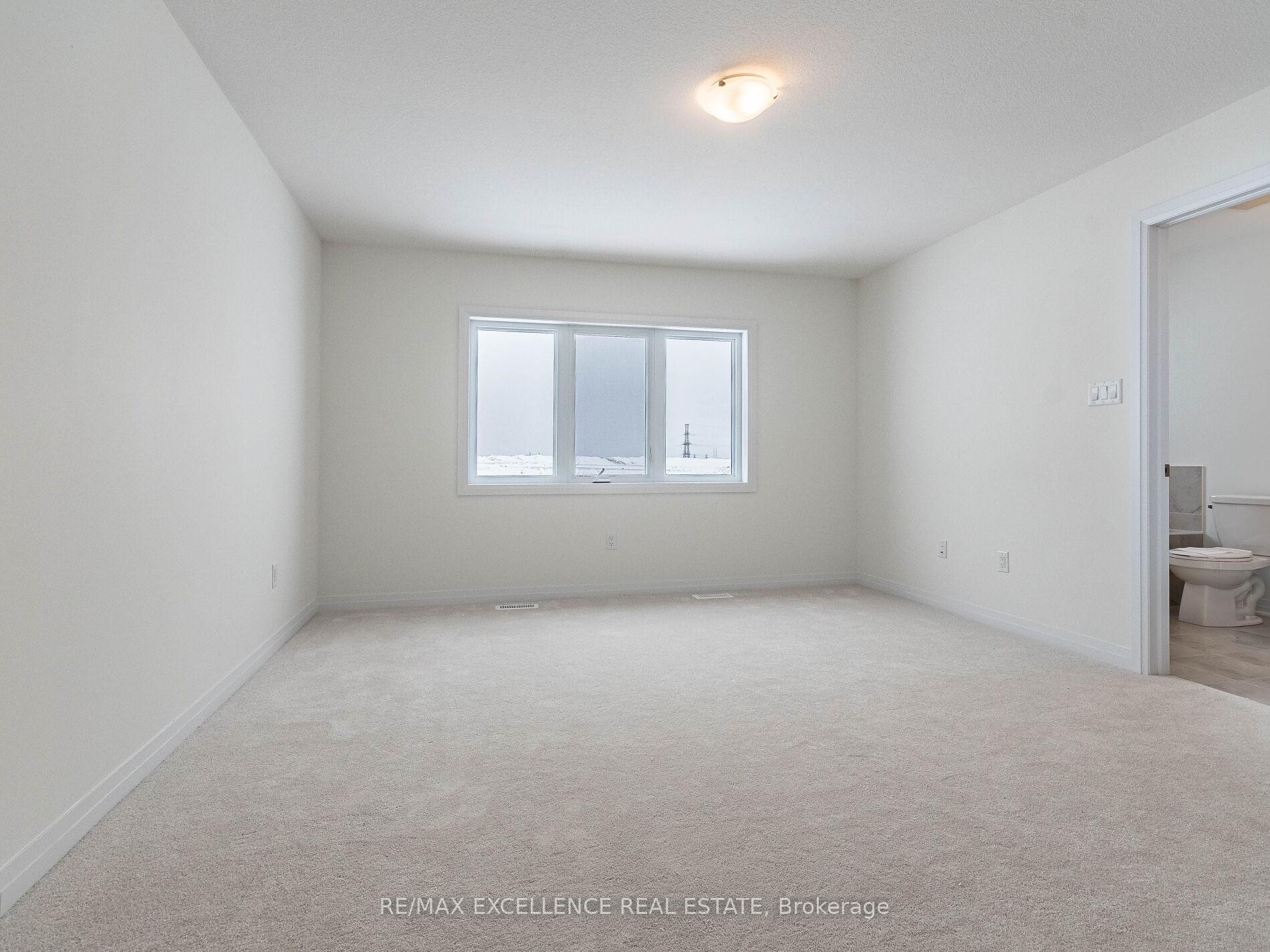 Photo 23 of 122 Masters Street, Welland, Dain City — HOMEH