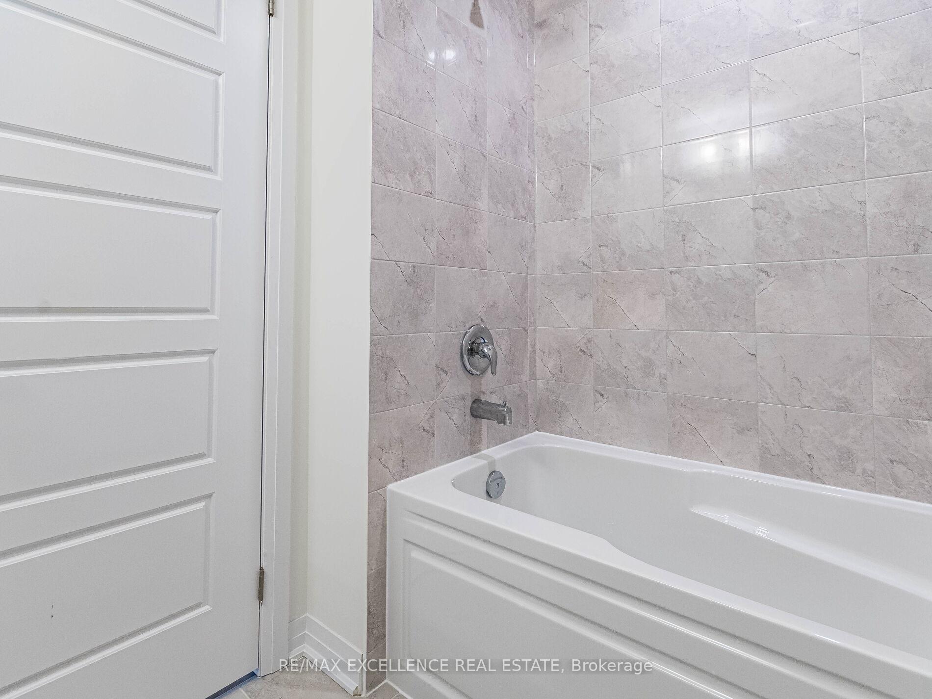 Photo 35 of 122 Masters Street, Welland, Dain City — HOMEH