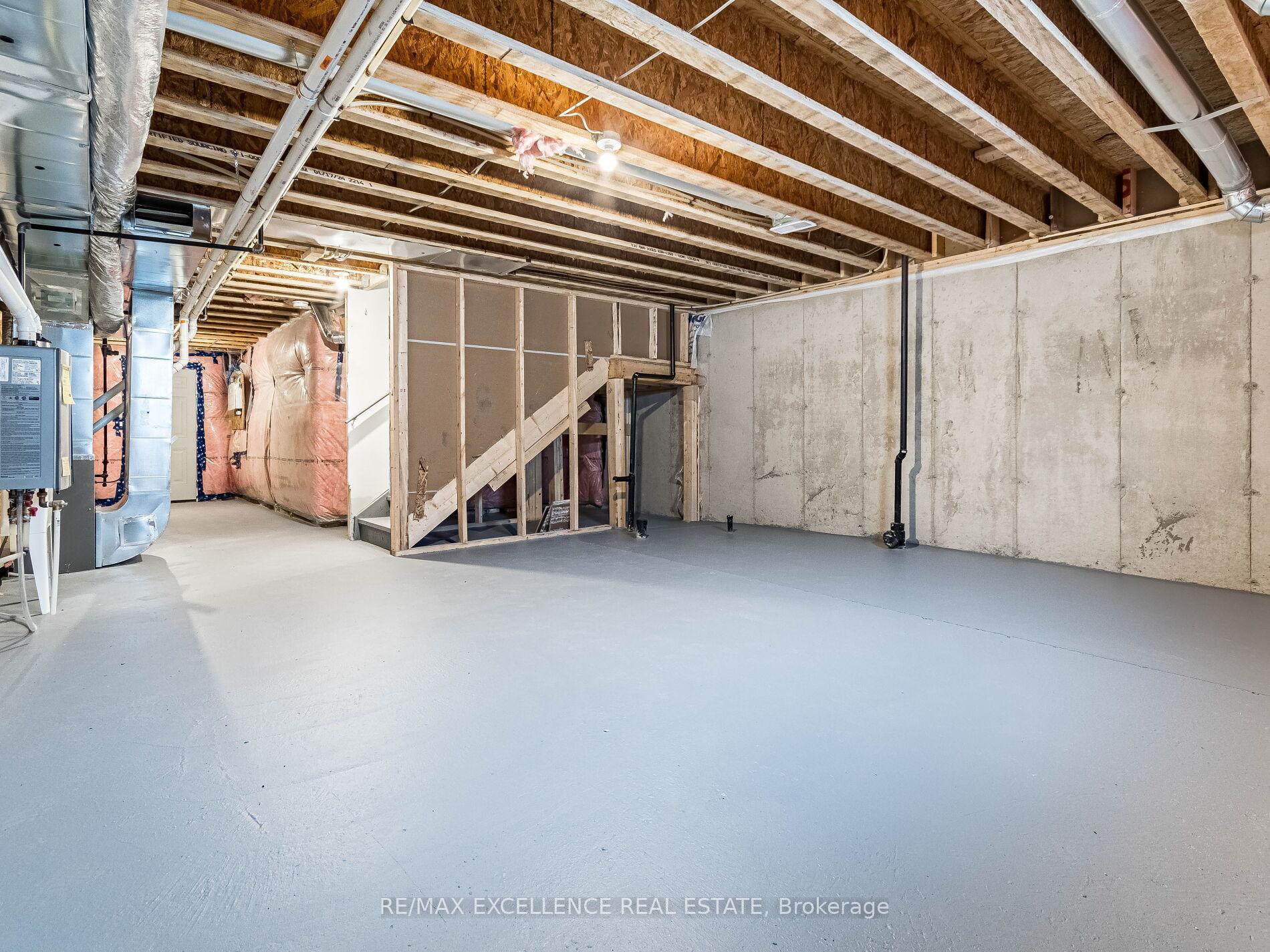 Photo 37 of 122 Masters Street, Welland, Dain City — HOMEH