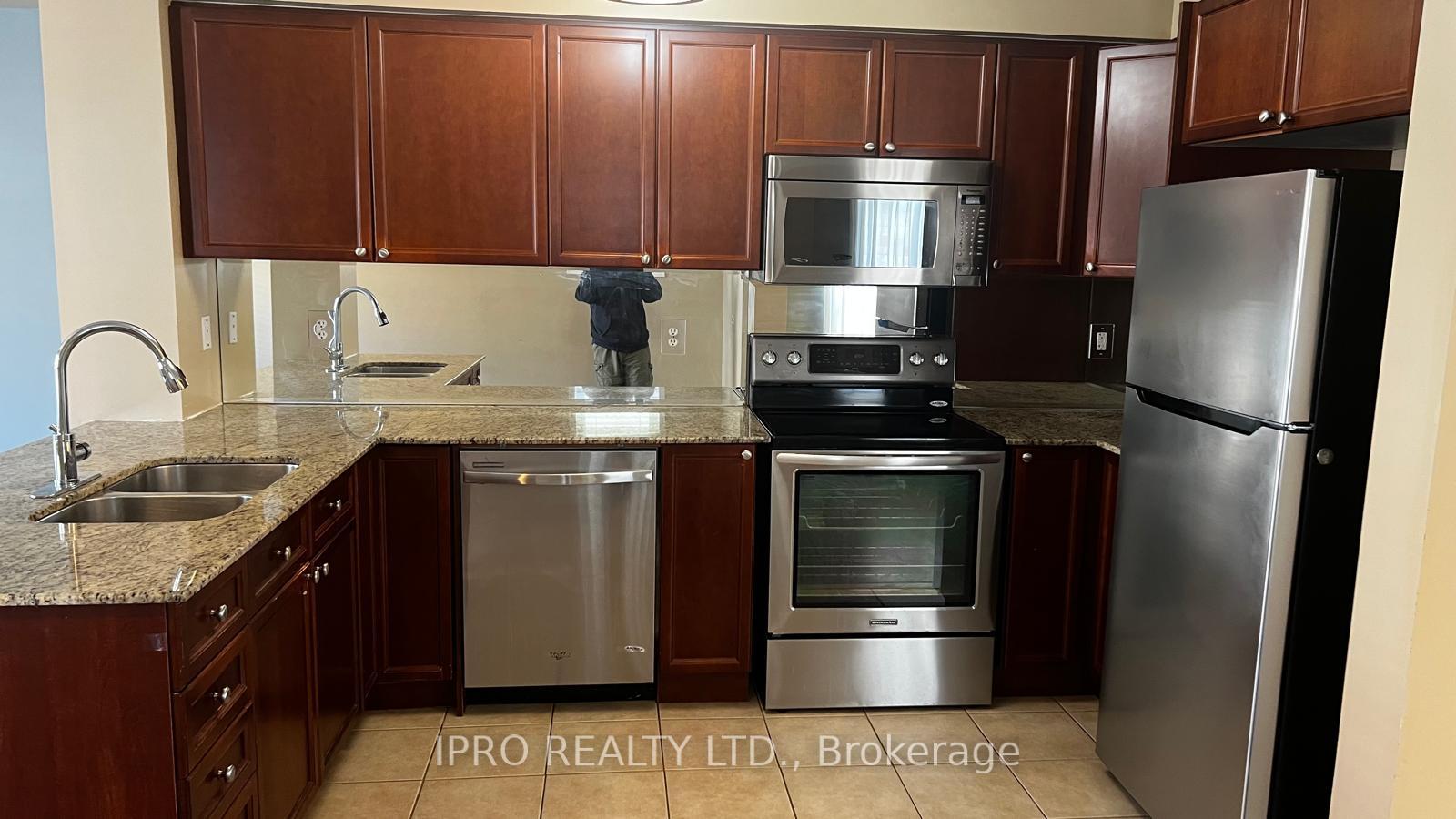 Photo 4 of 26 Atlantis Drive, Whitby, Blue Grass Meadows — HOMEH