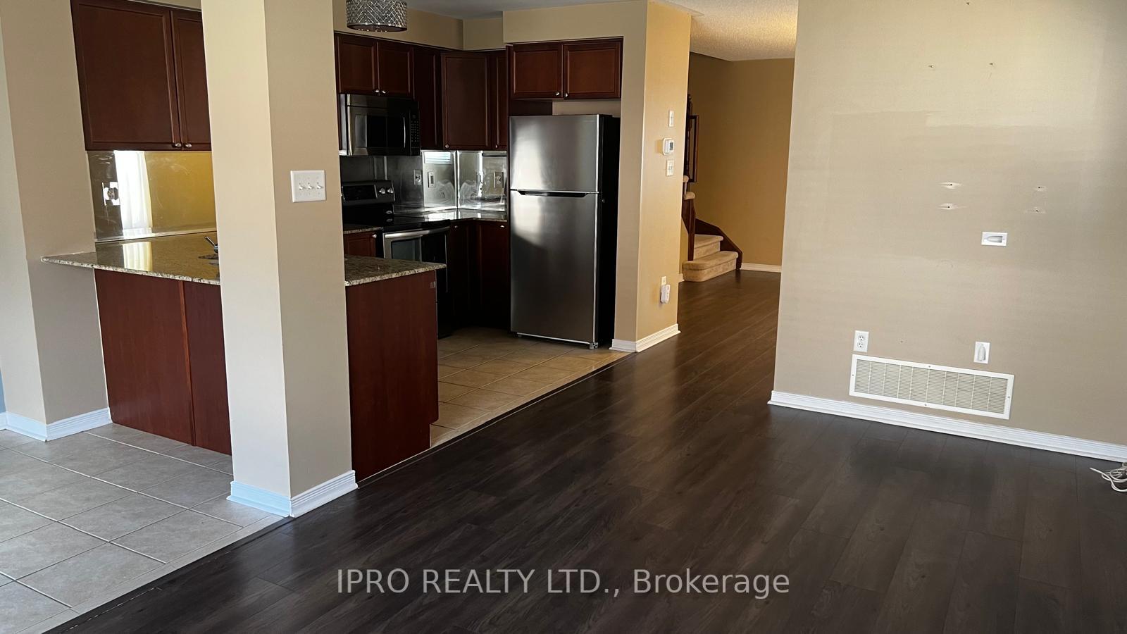 Photo 5 of 26 Atlantis Drive, Whitby, Blue Grass Meadows — HOMEH