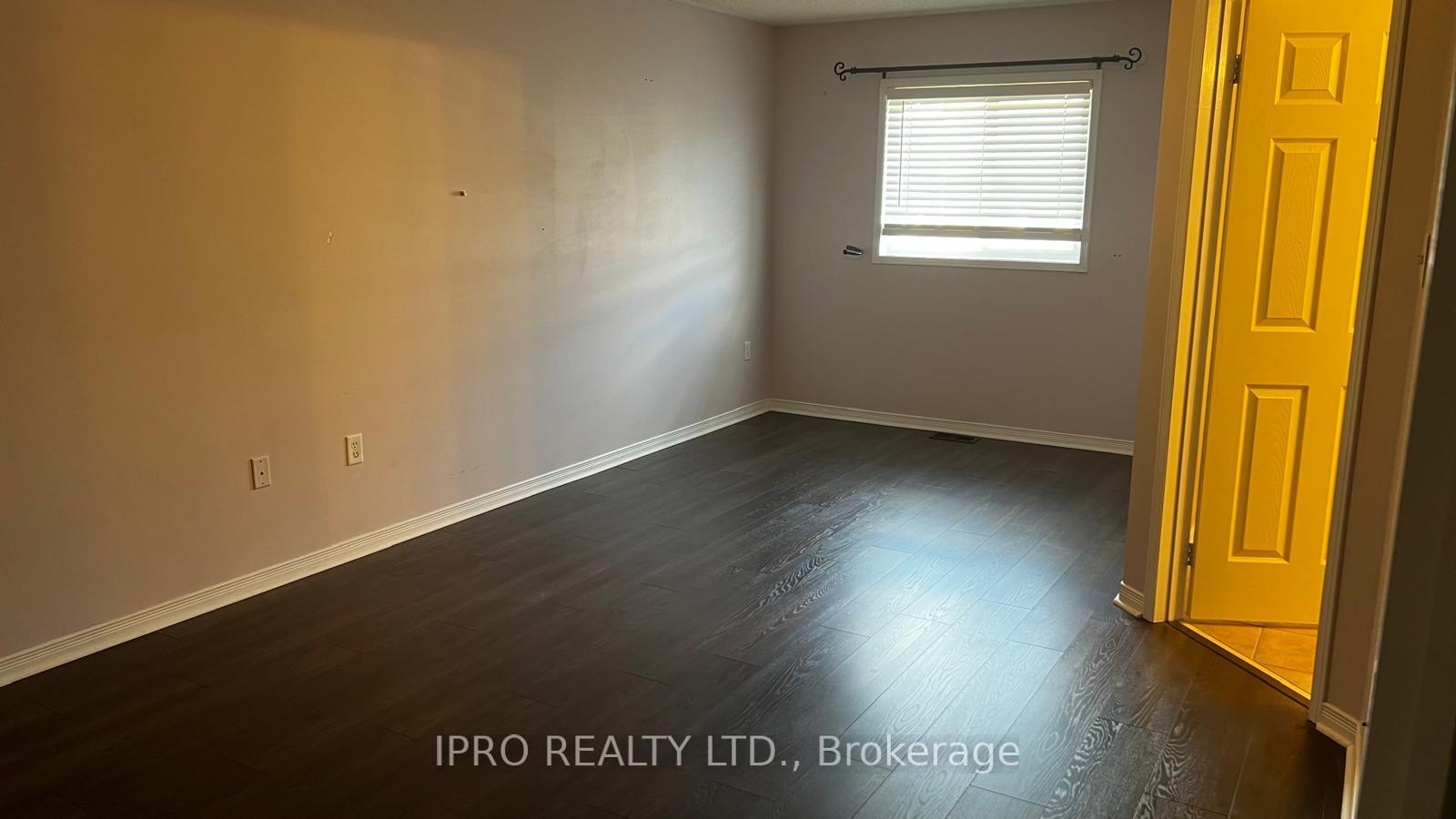 Photo 6 of 26 Atlantis Drive, Whitby, Blue Grass Meadows — HOMEH