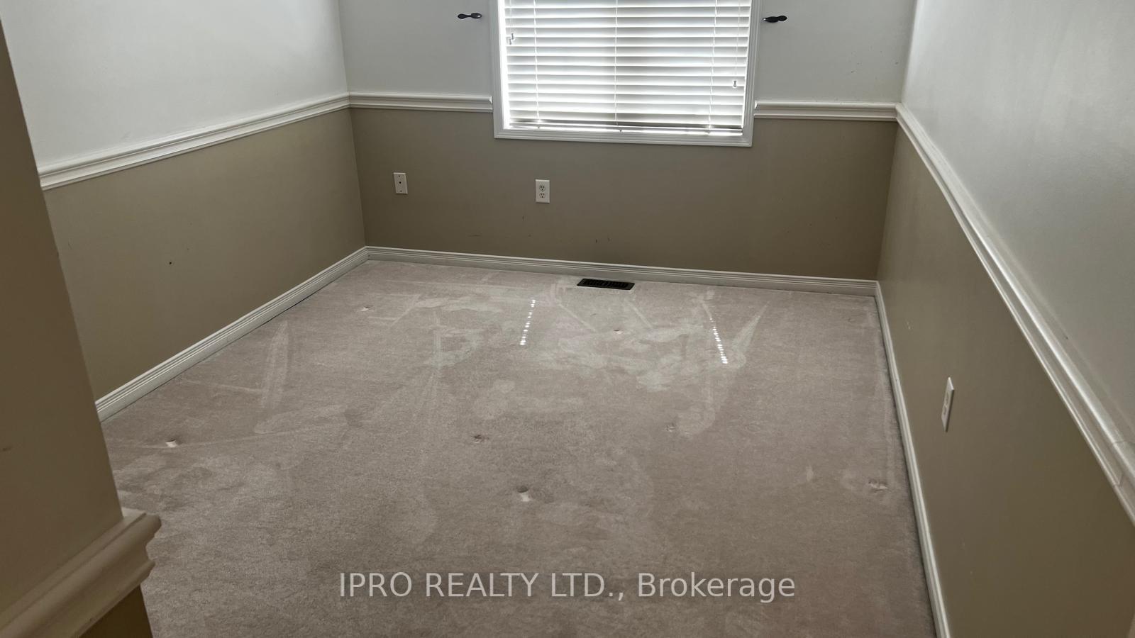 Photo 11 of 26 Atlantis Drive, Whitby, Blue Grass Meadows — HOMEH