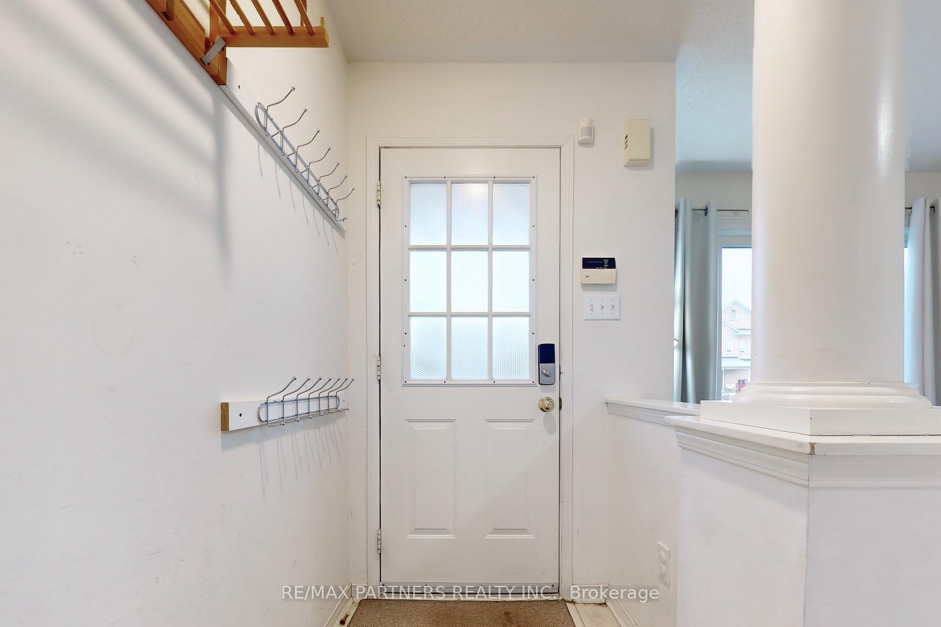 Photo 15 of 324 Castlemore Avenue, Markham, Berczy — HOMEH