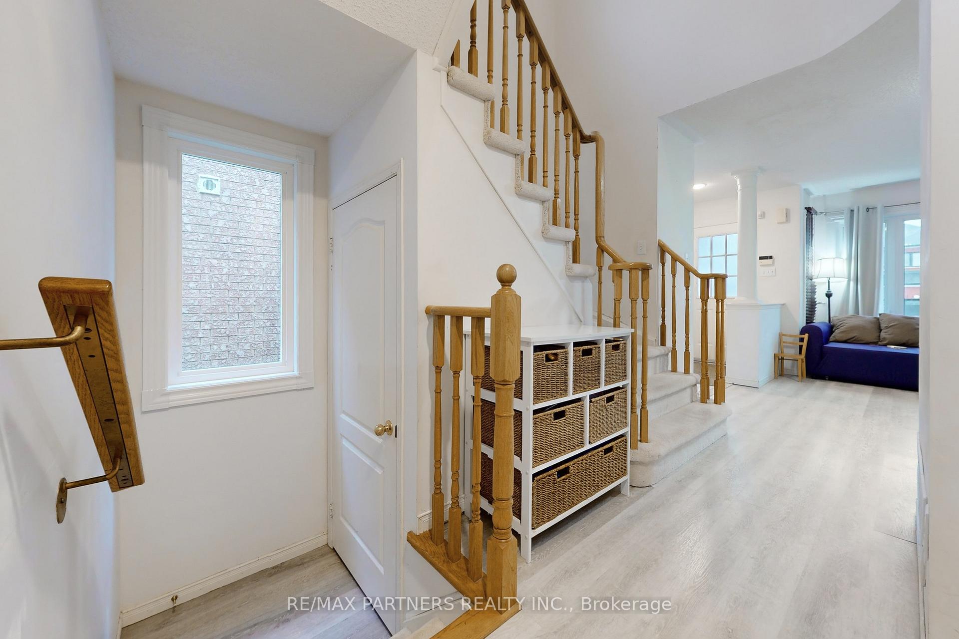 Photo 16 of 324 Castlemore Avenue, Markham, Berczy — HOMEH