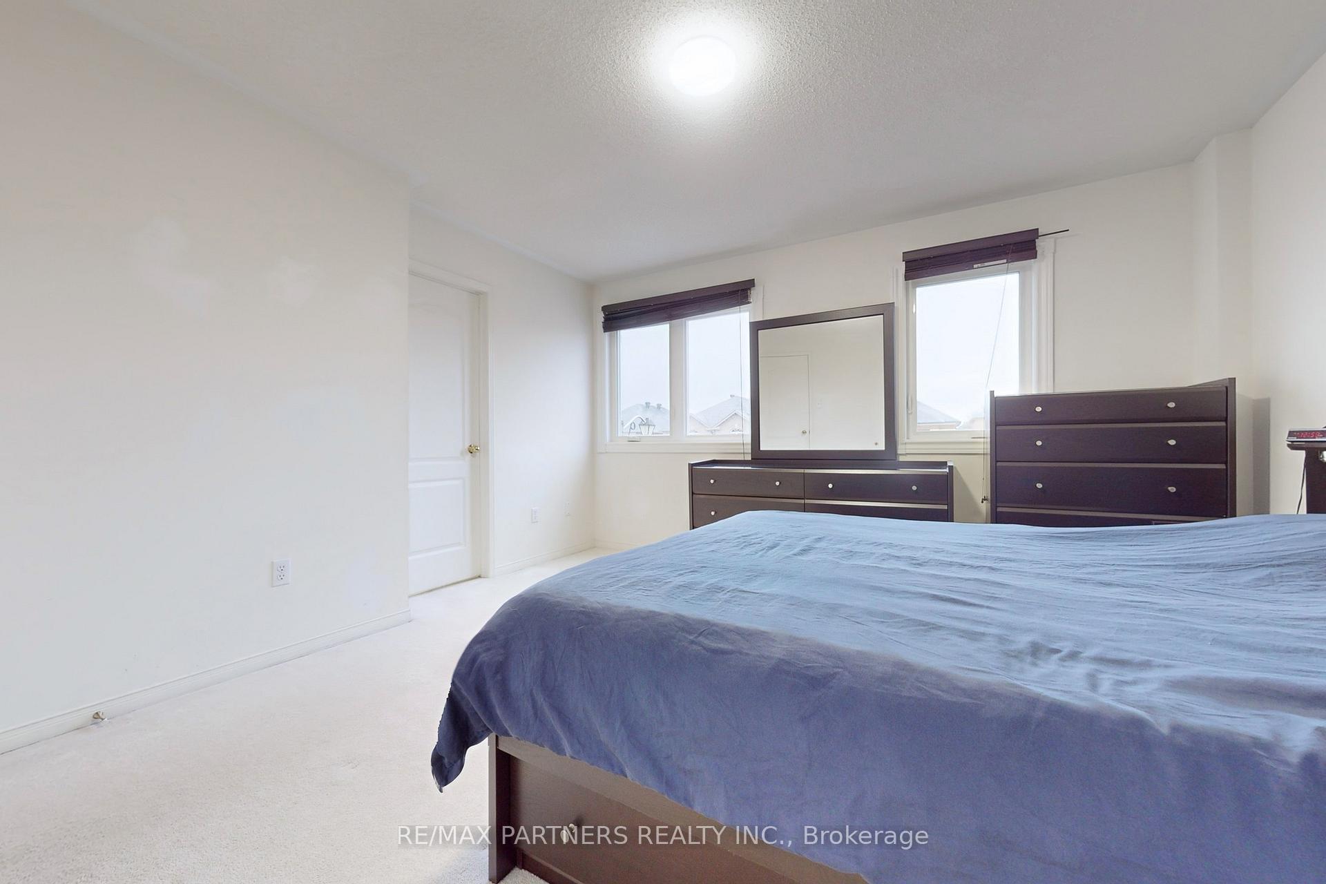 Photo 20 of 324 Castlemore Avenue, Markham, Berczy — HOMEH