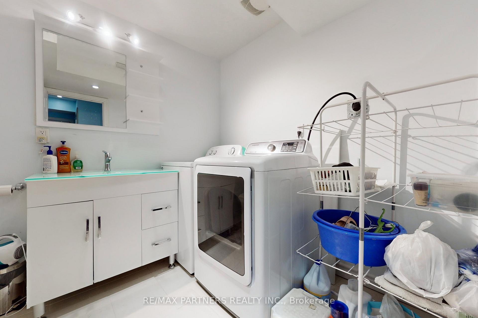 Photo 35 of 324 Castlemore Avenue, Markham, Berczy — HOMEH