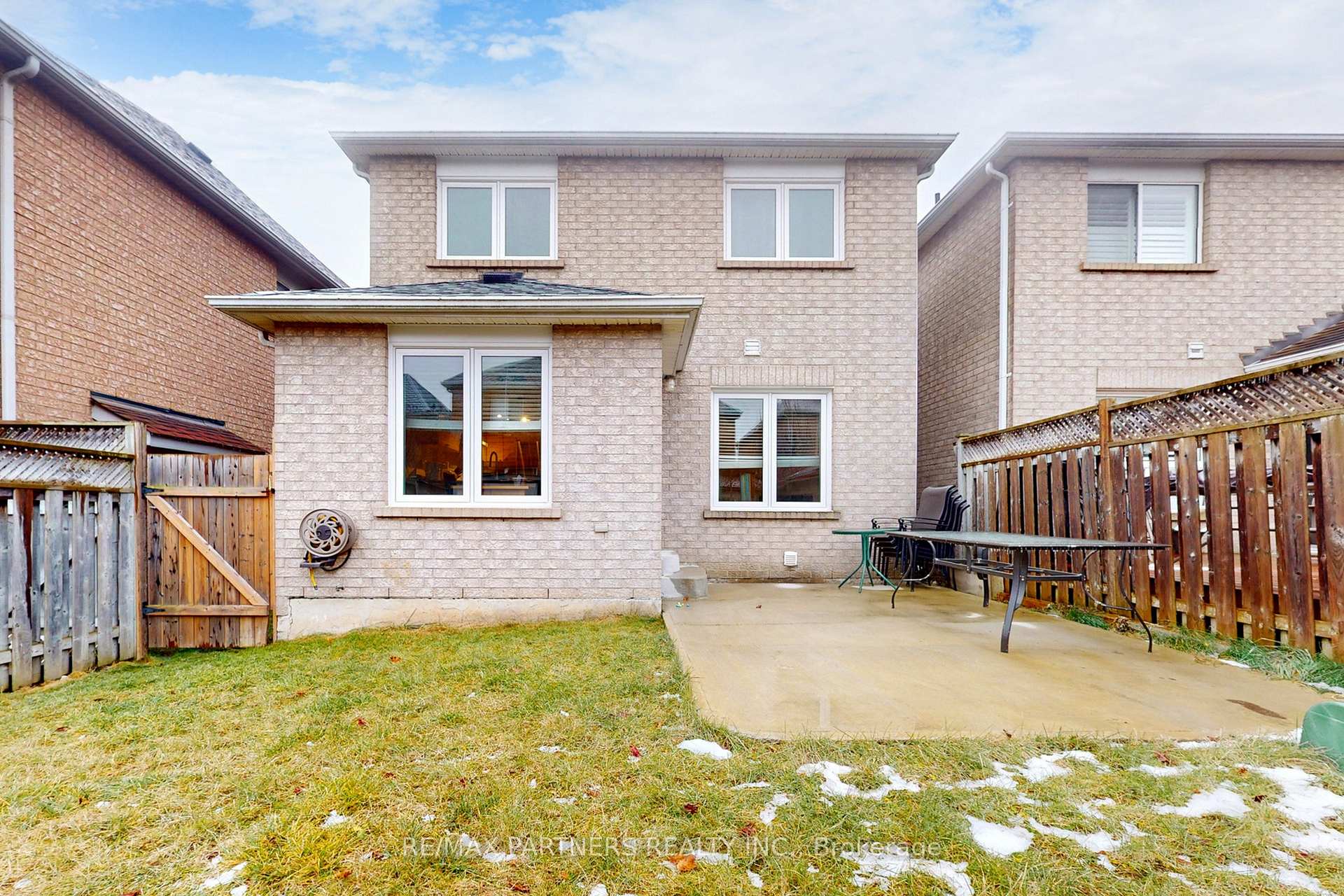 Photo 38 of 324 Castlemore Avenue, Markham, Berczy — HOMEH