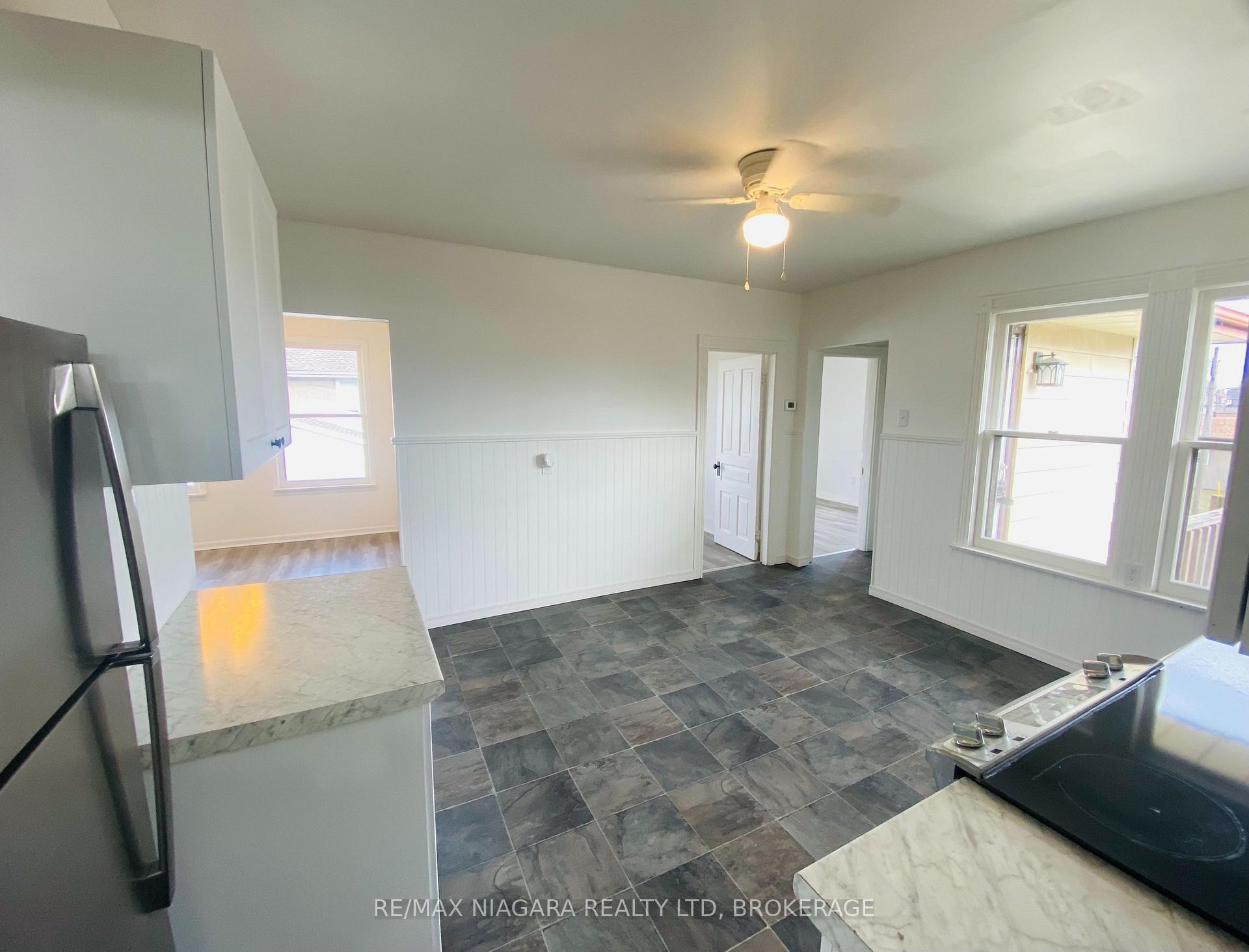 Photo 5 of 442 King Street, Welland, Lincoln/Crowland — HOMEH