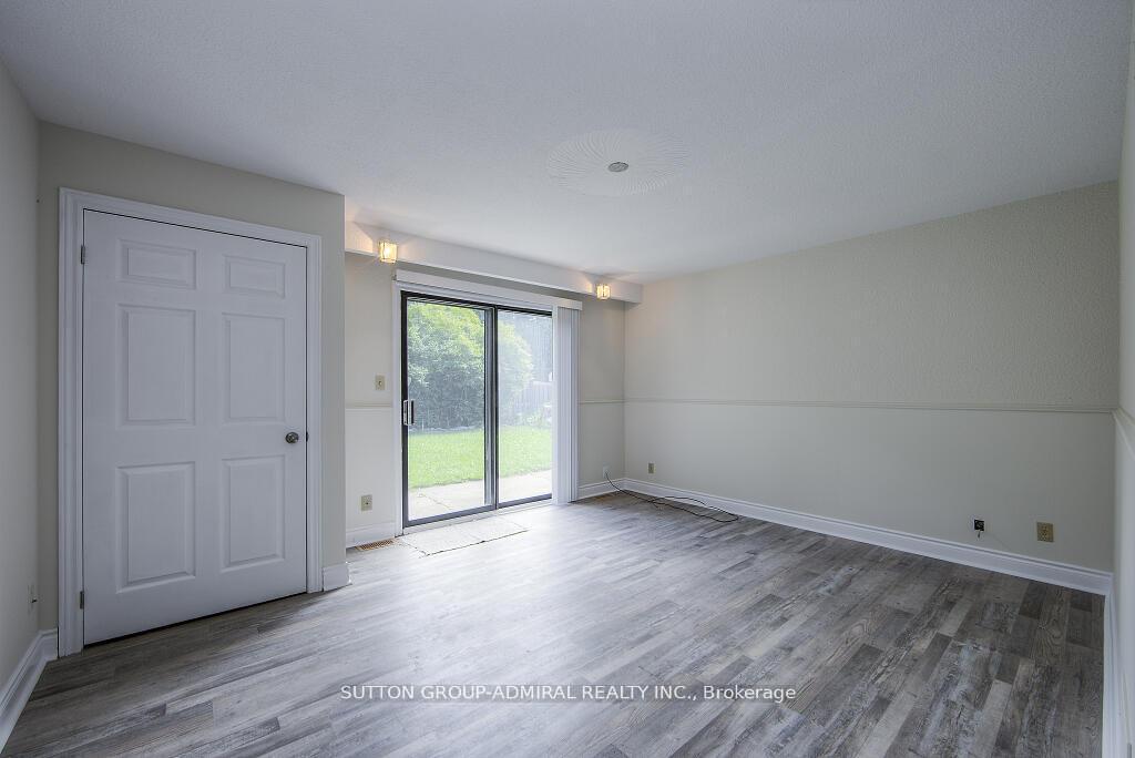 Photo 5 of Unit 2, 7887 Dufferin Street, Vaughan, Beverley Glen — HOMEH