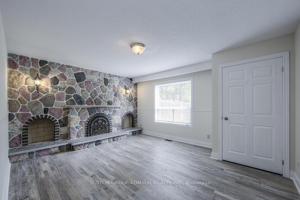 Photo 6 of Unit 2, 7887 Dufferin Street, Vaughan, Beverley Glen — HOMEH