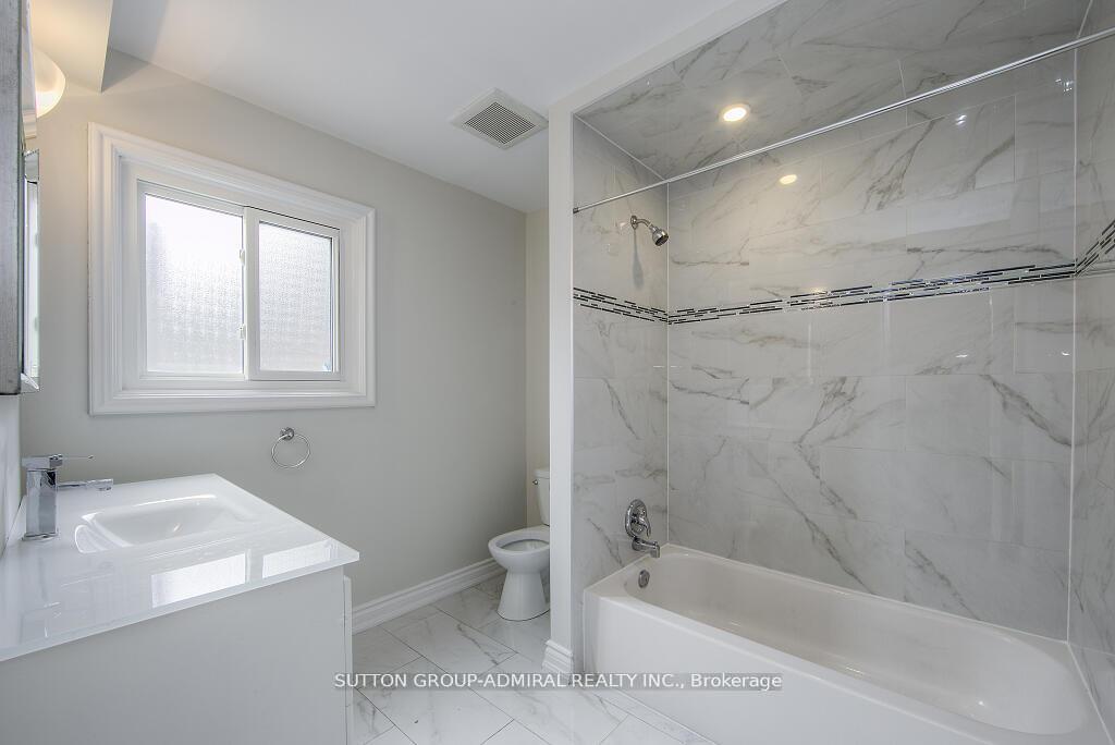 Photo 8 of Unit 2, 7887 Dufferin Street, Vaughan, Beverley Glen — HOMEH