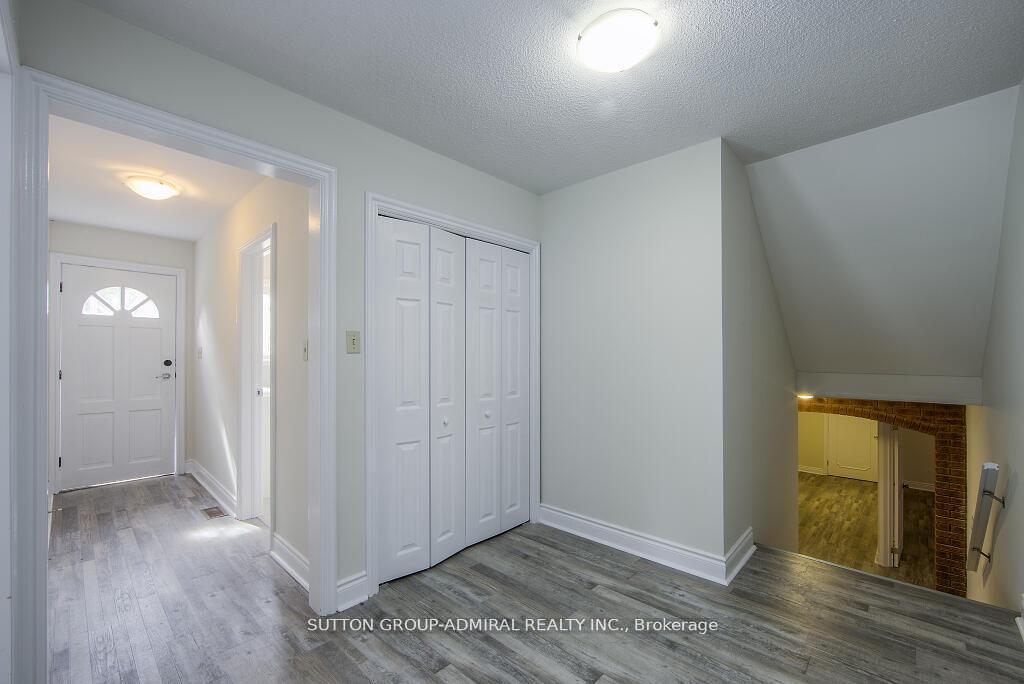 Photo 9 of Unit 2, 7887 Dufferin Street, Vaughan, Beverley Glen — HOMEH