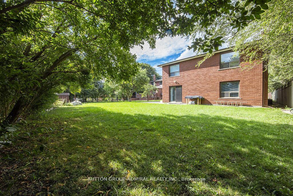 Photo 18 of Unit 2, 7887 Dufferin Street, Vaughan, Beverley Glen — HOMEH