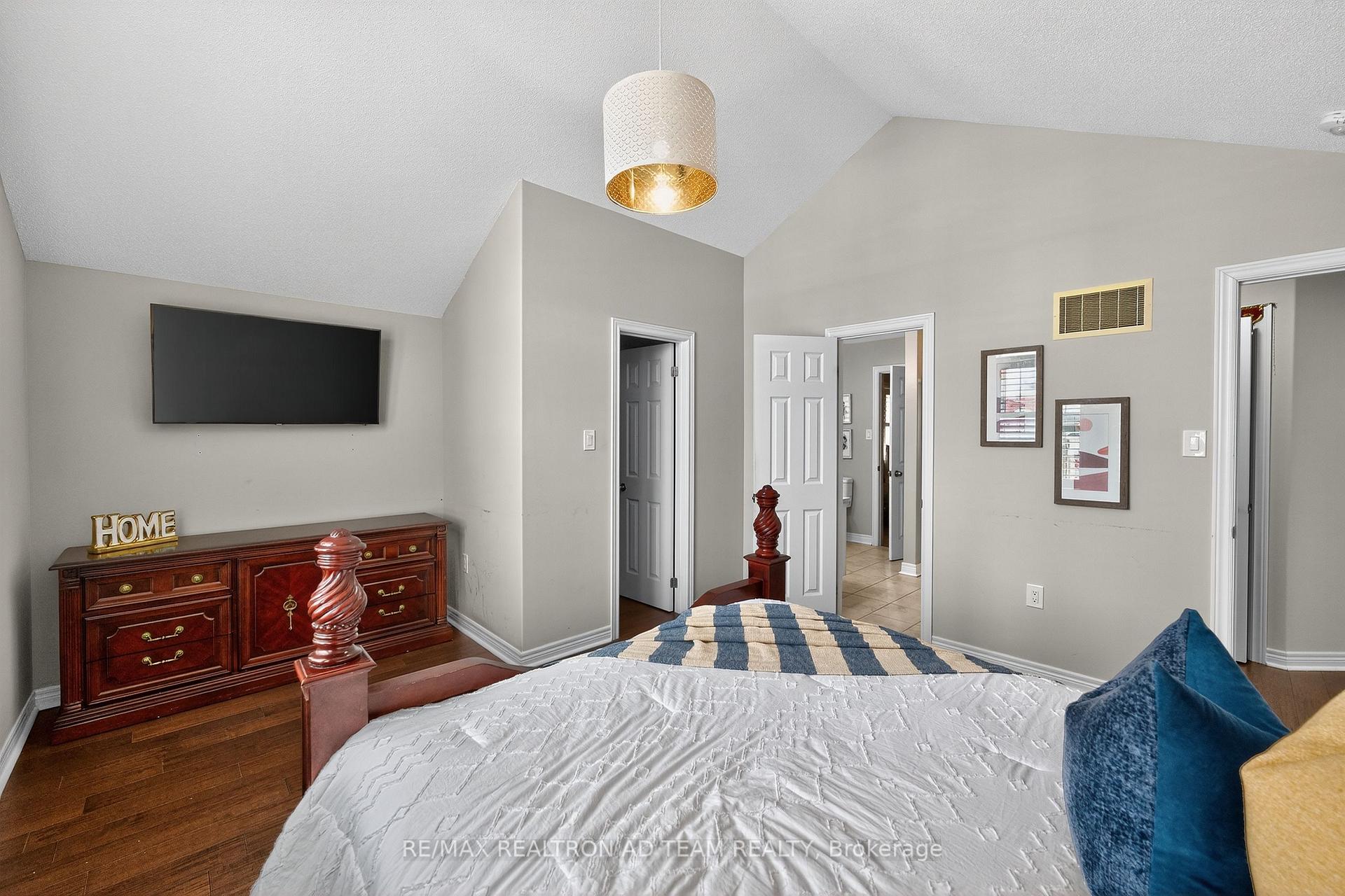 Photo 34 of 676 Audley Road S, Ajax, South East — HOMEH