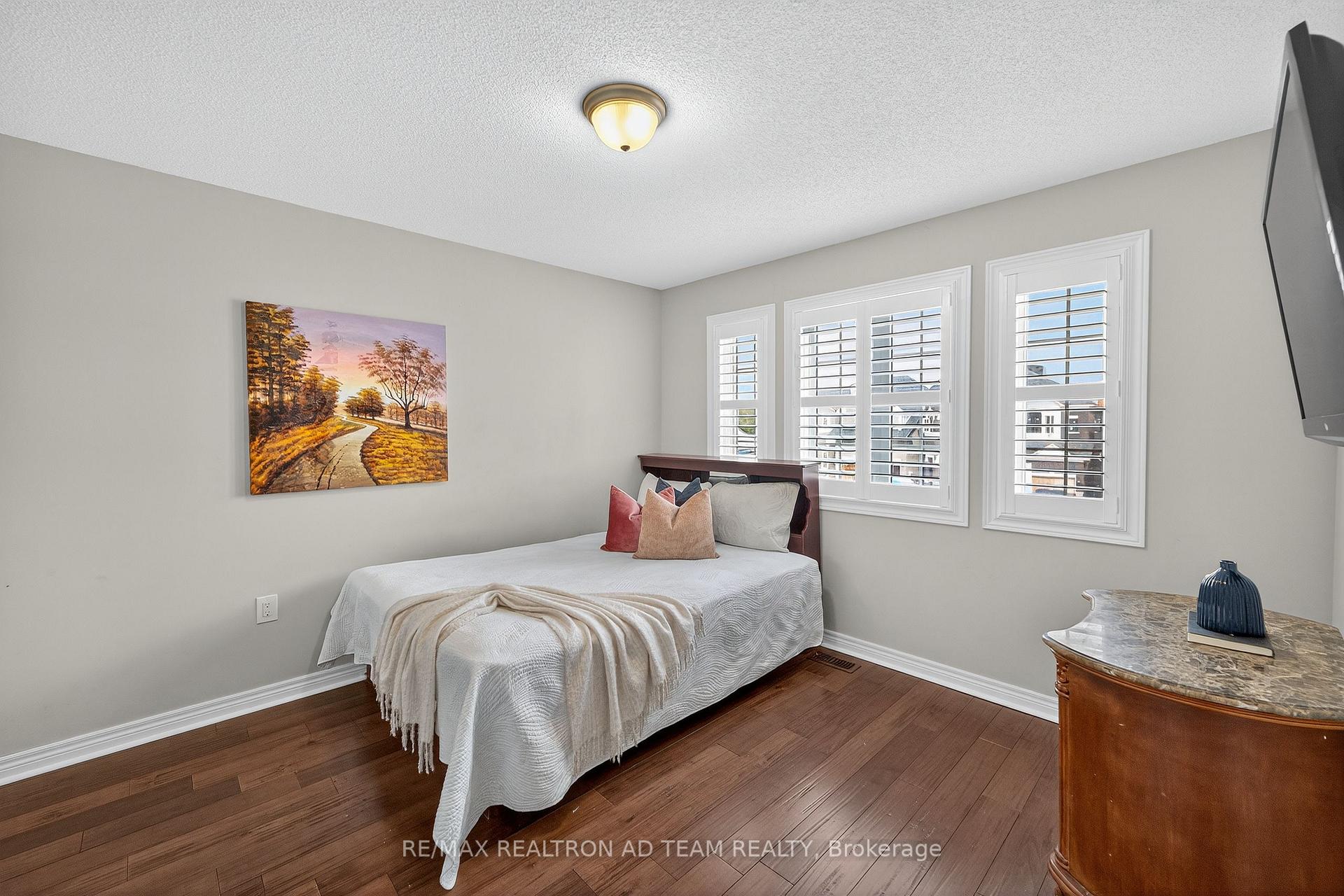 Photo 29 of 676 Audley Road S, Ajax, South East — HOMEH