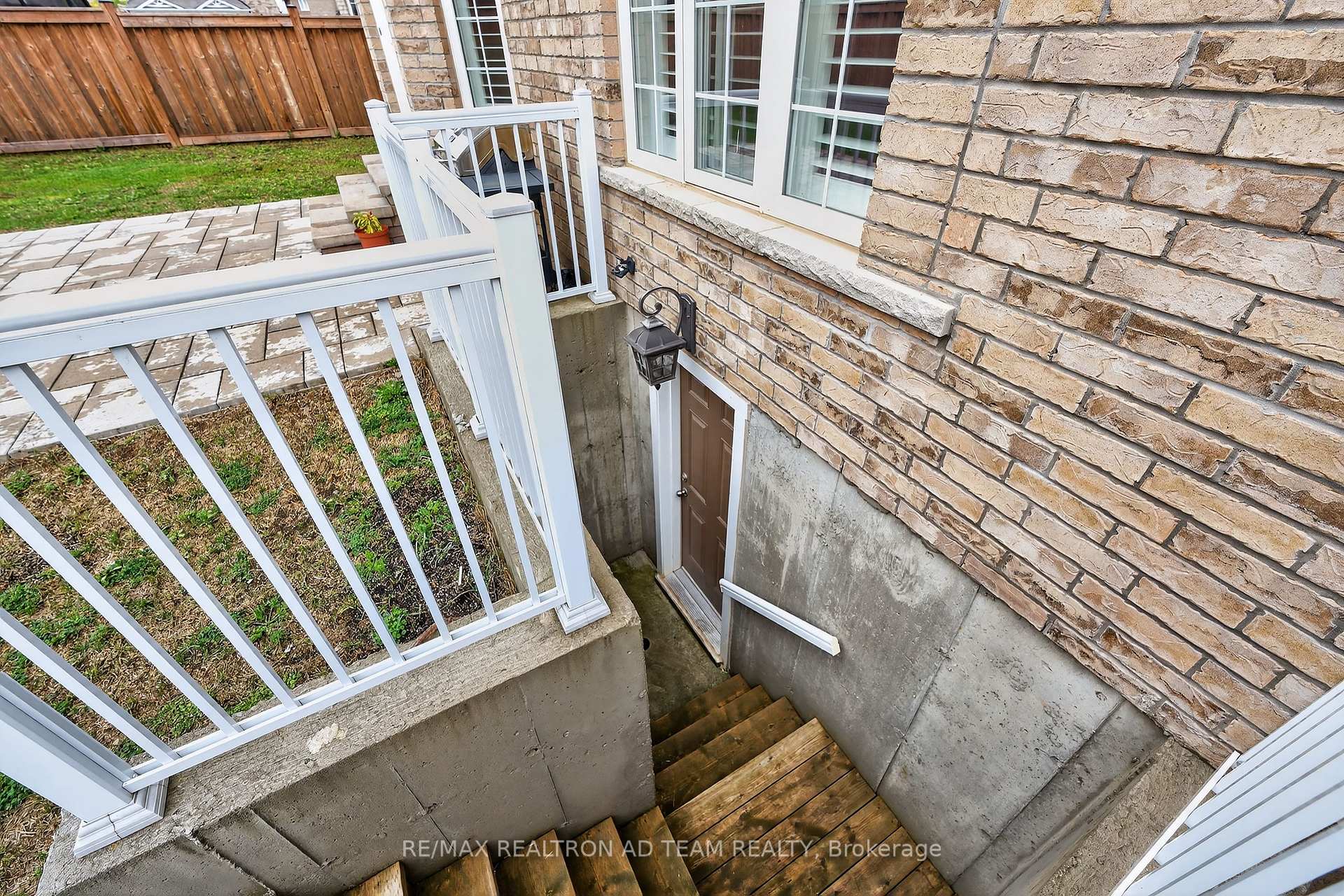 Photo 36 of 676 Audley Road S, Ajax, South East — HOMEH