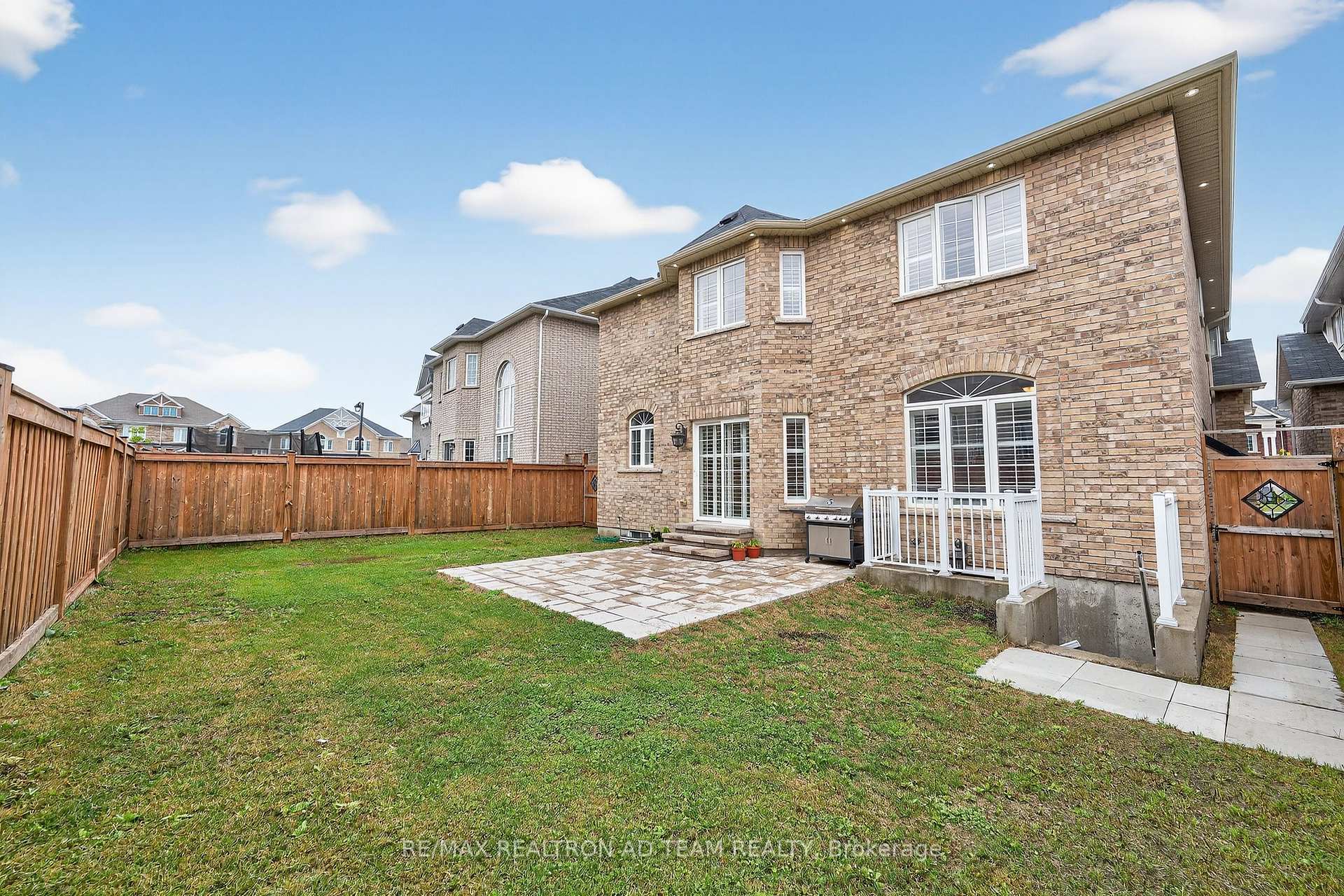 Photo 37 of 676 Audley Road S, Ajax, South East — HOMEH