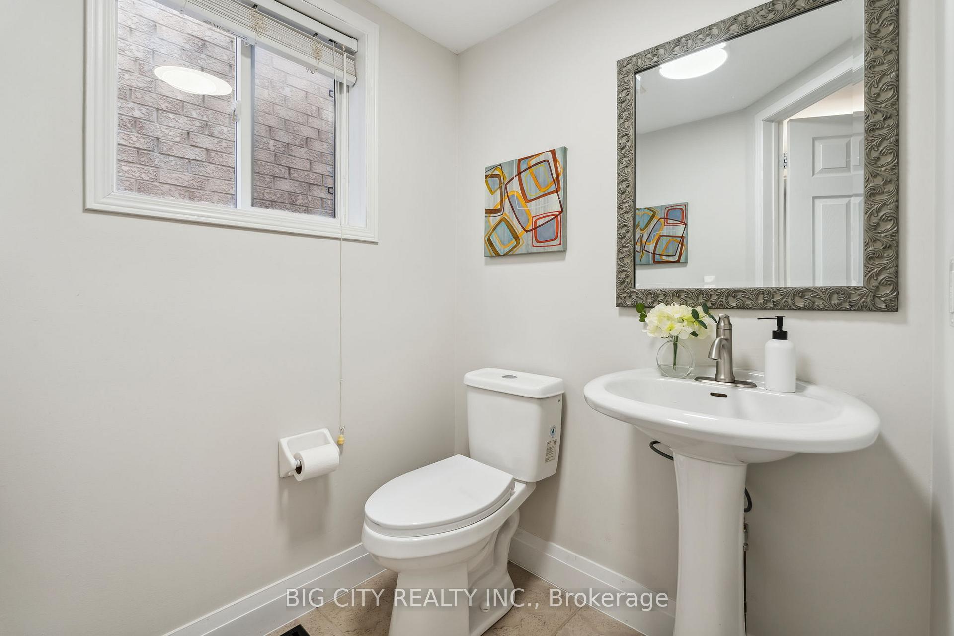 Photo 23 of 70 Greenhalf Drive, Ajax, South East — HOMEH