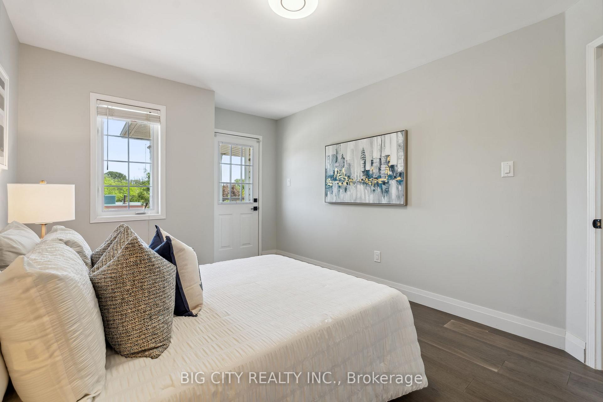 Photo 36 of 70 Greenhalf Drive, Ajax, South East — HOMEH