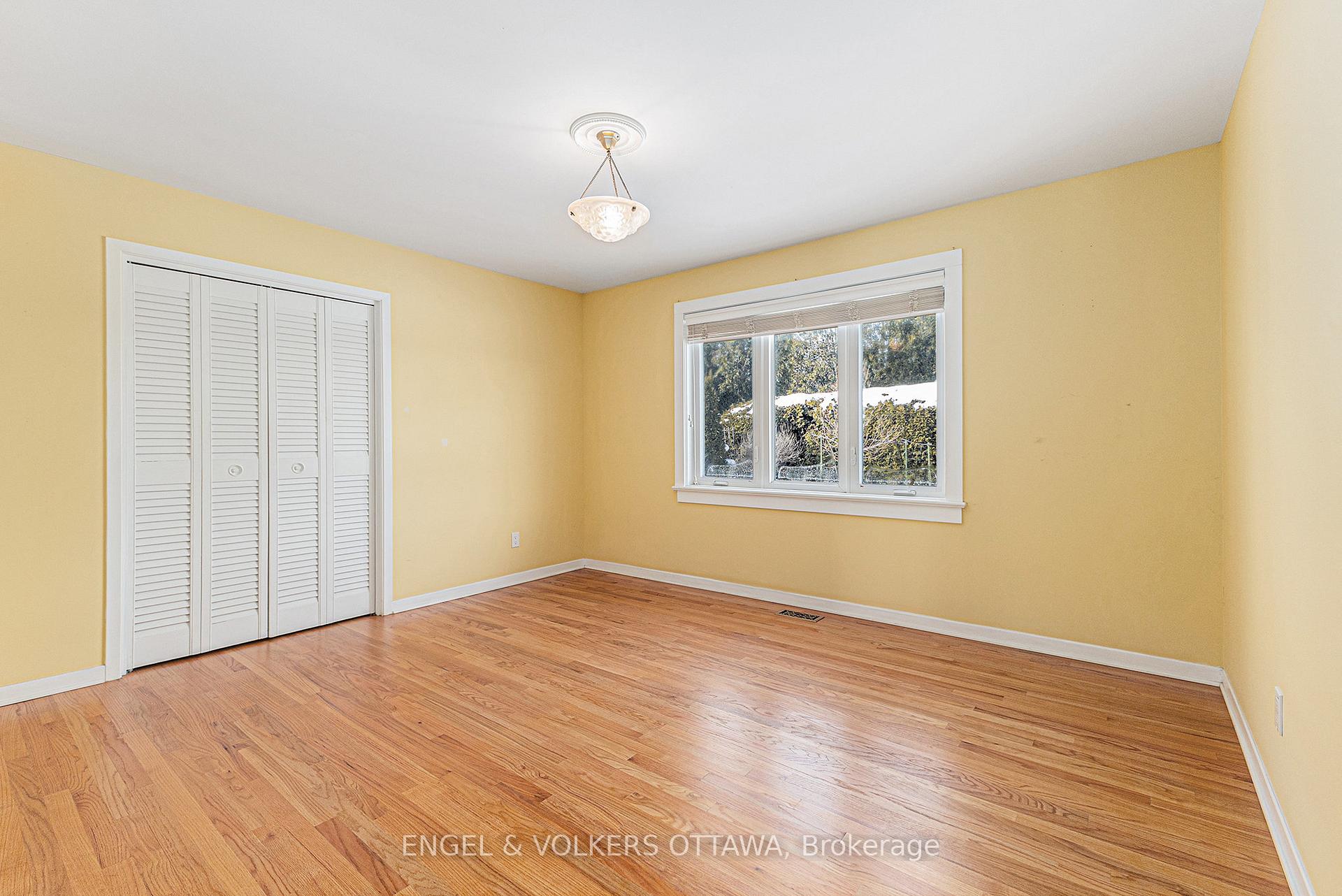 Photo 21 of 1930 Fairmeadow Crescent, Ottawa, Guildwood Estates - Urbandale Acres — HOMEH