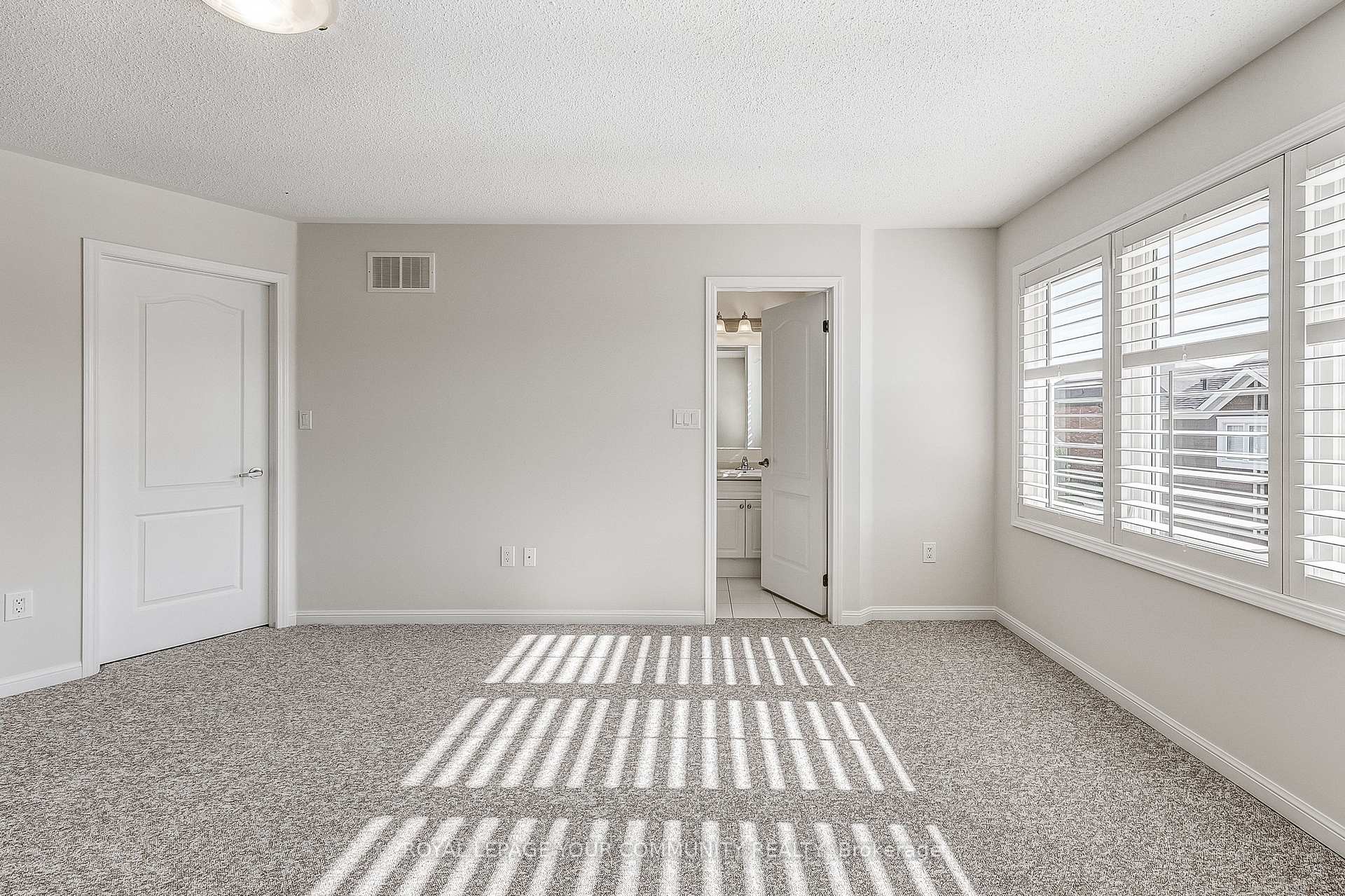 Photo 22 of 227 Riverlands Avenue, Markham, Cornell — HOMEH