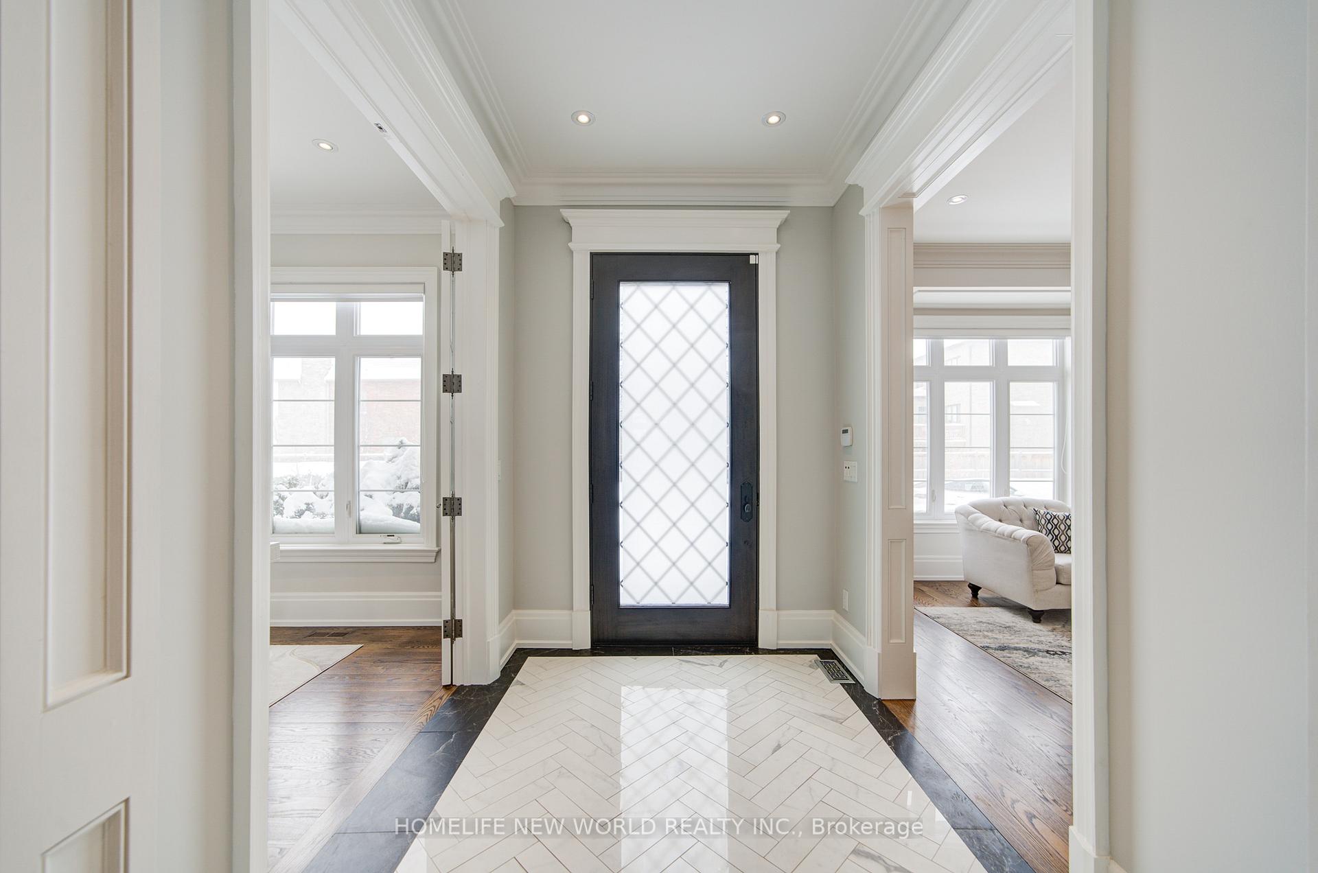 Photo 2 of 25 Payson Avenue, Vaughan, Crestwood-Springfarm-Yorkhill — HOMEH