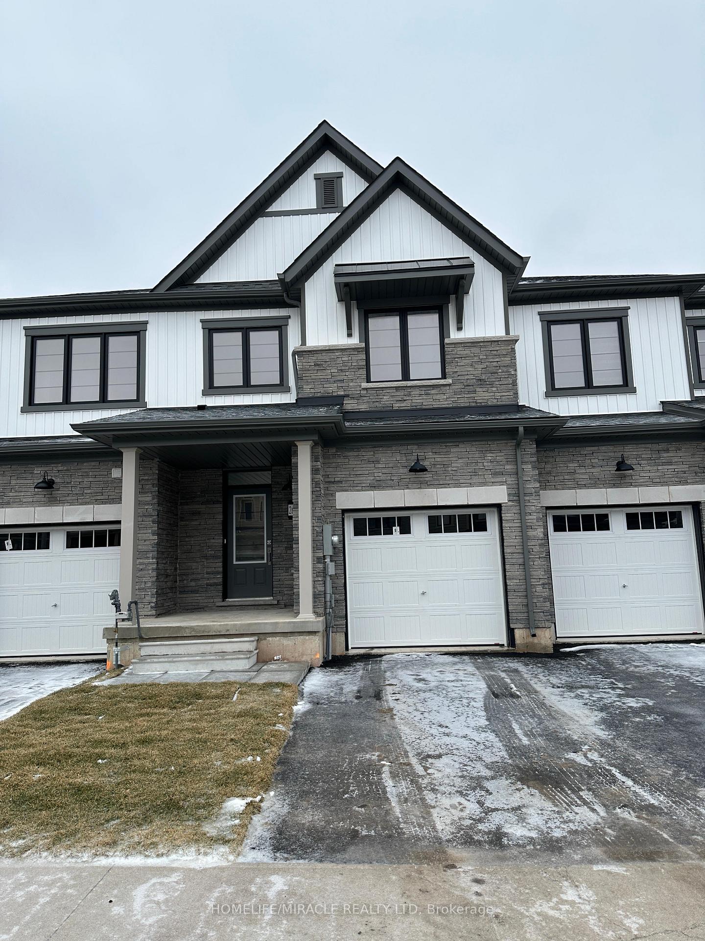 Photo 1 of 262 Port Crescent, Welland, Dain City — HOMEH