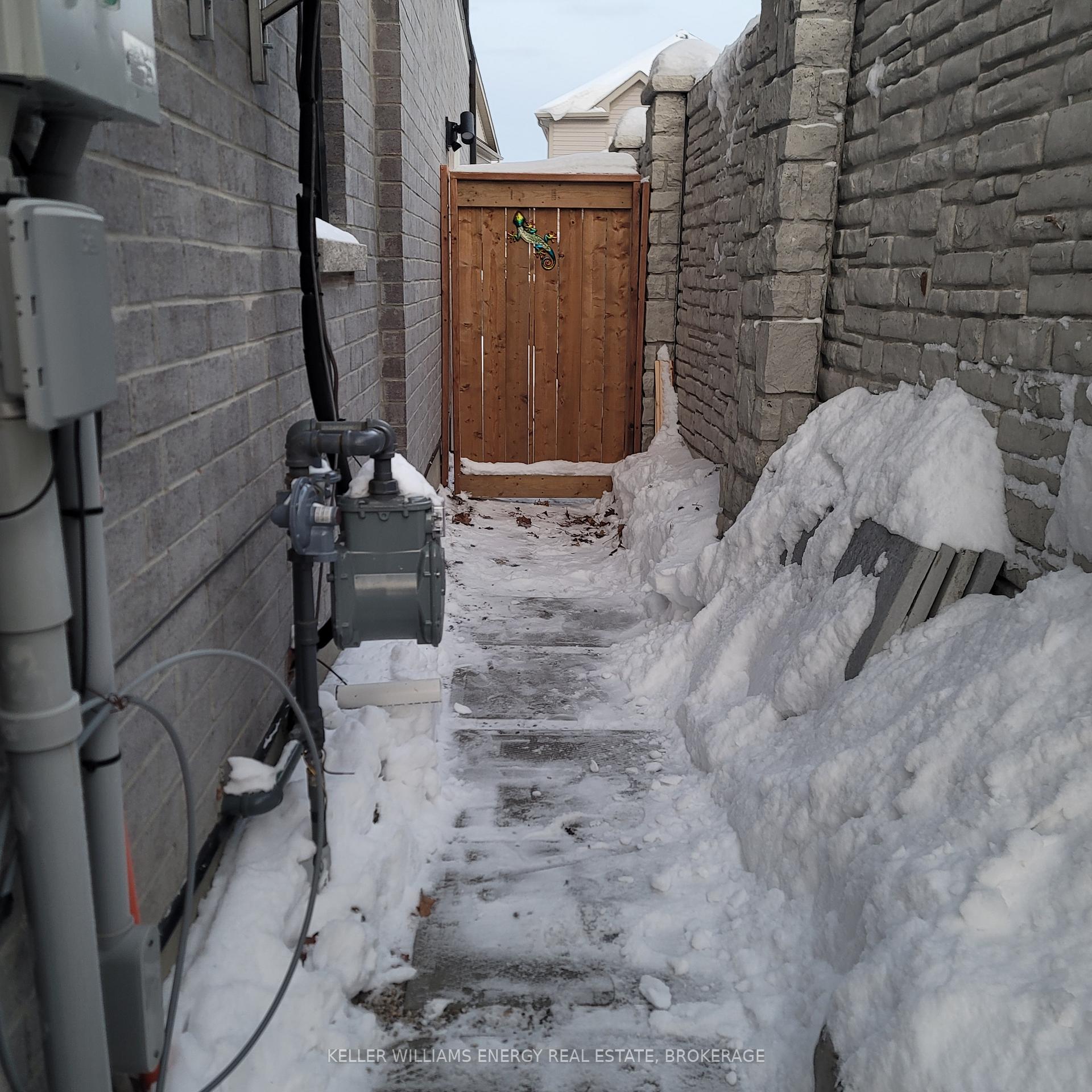 Photo 3 of Unit Bsmt, 50 Klein Way, Whitby, Taunton North — HOMEH