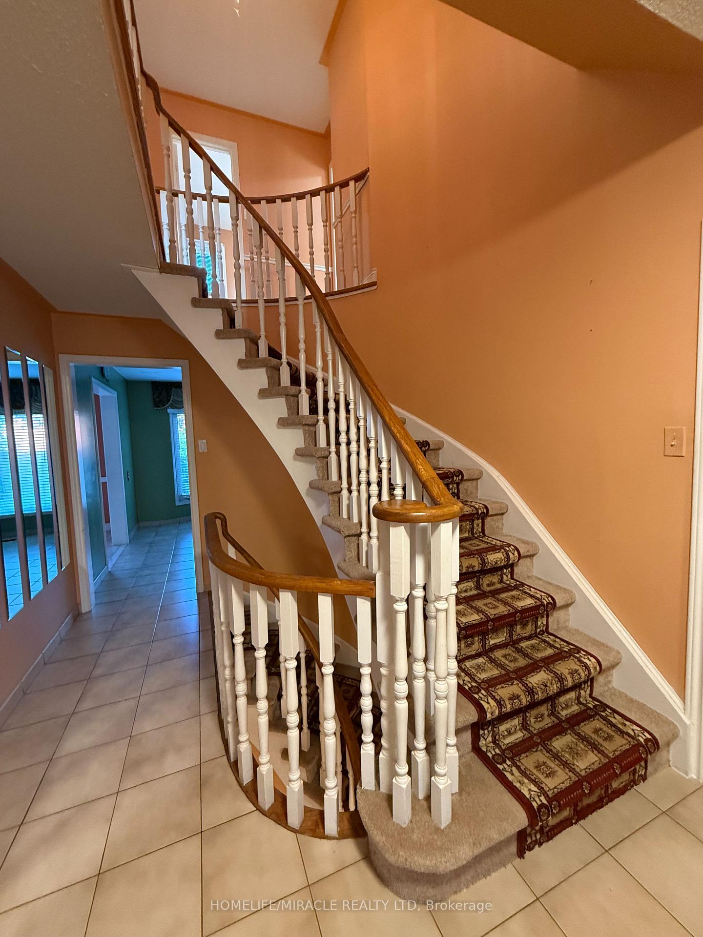 Photo 20 of 15 Brice Street, Vaughan, Maple — HOMEH