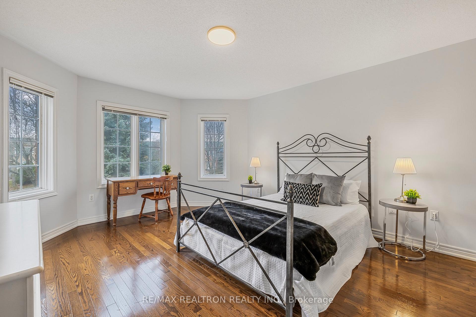 Photo 26 of 83 Emerald Garden Court, Markham, Cachet — HOMEH
