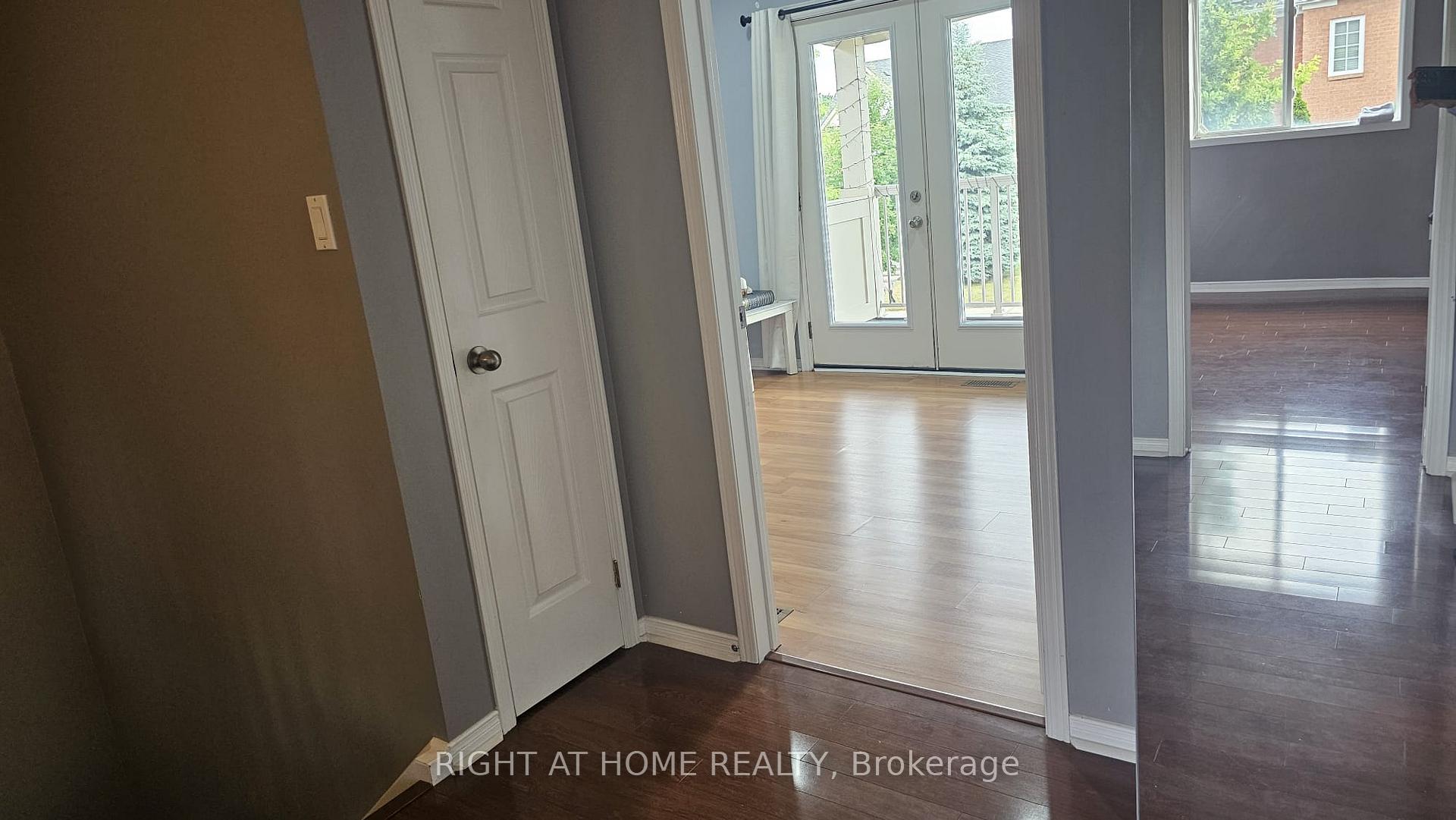 Photo 17 of 15 Mccartney Avenue, Whitby, Williamsburg — HOMEH