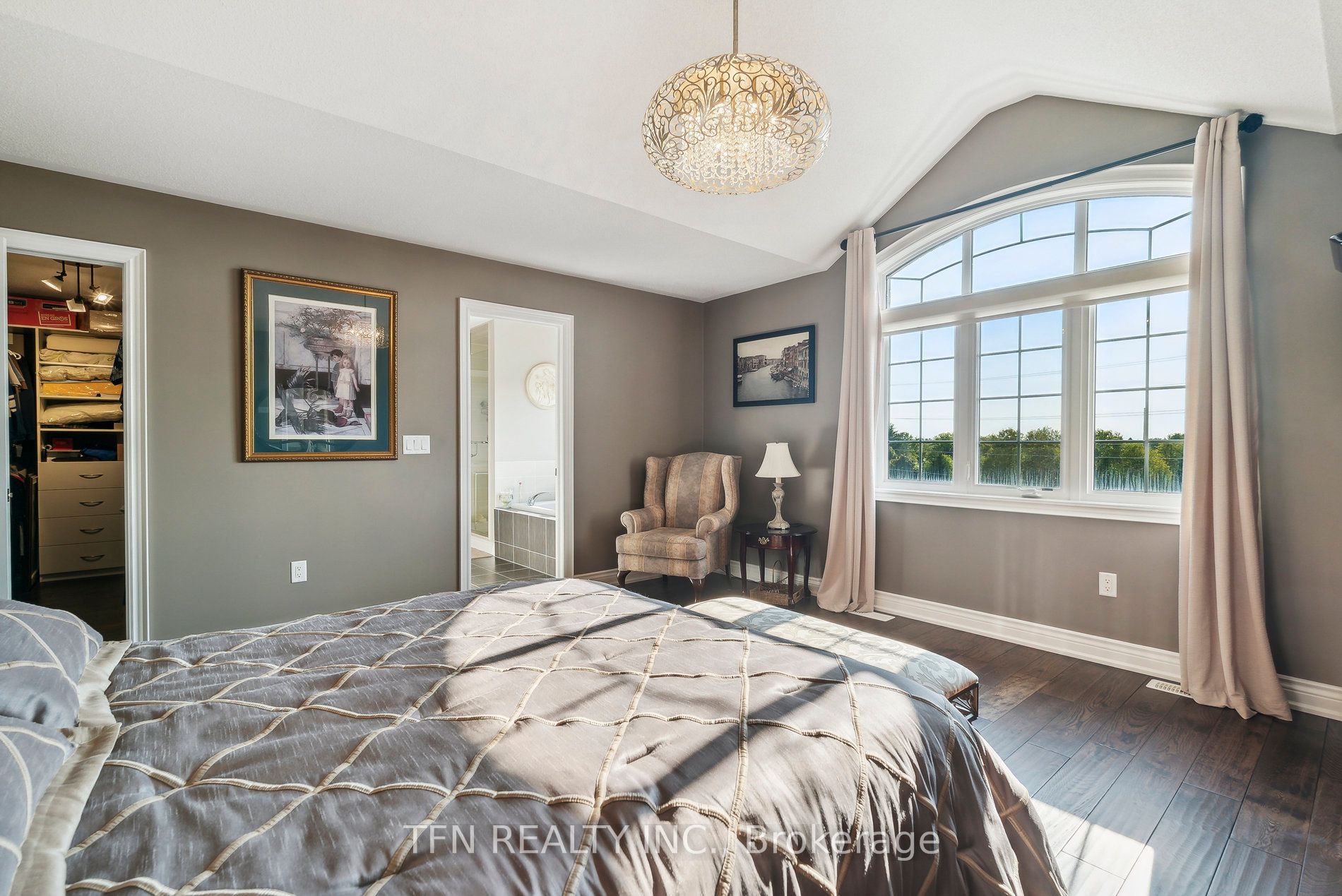 Photo 65 of 72 Cauthers Crescent, New Tecumseth, Rural New Tecumseth — HOMEH