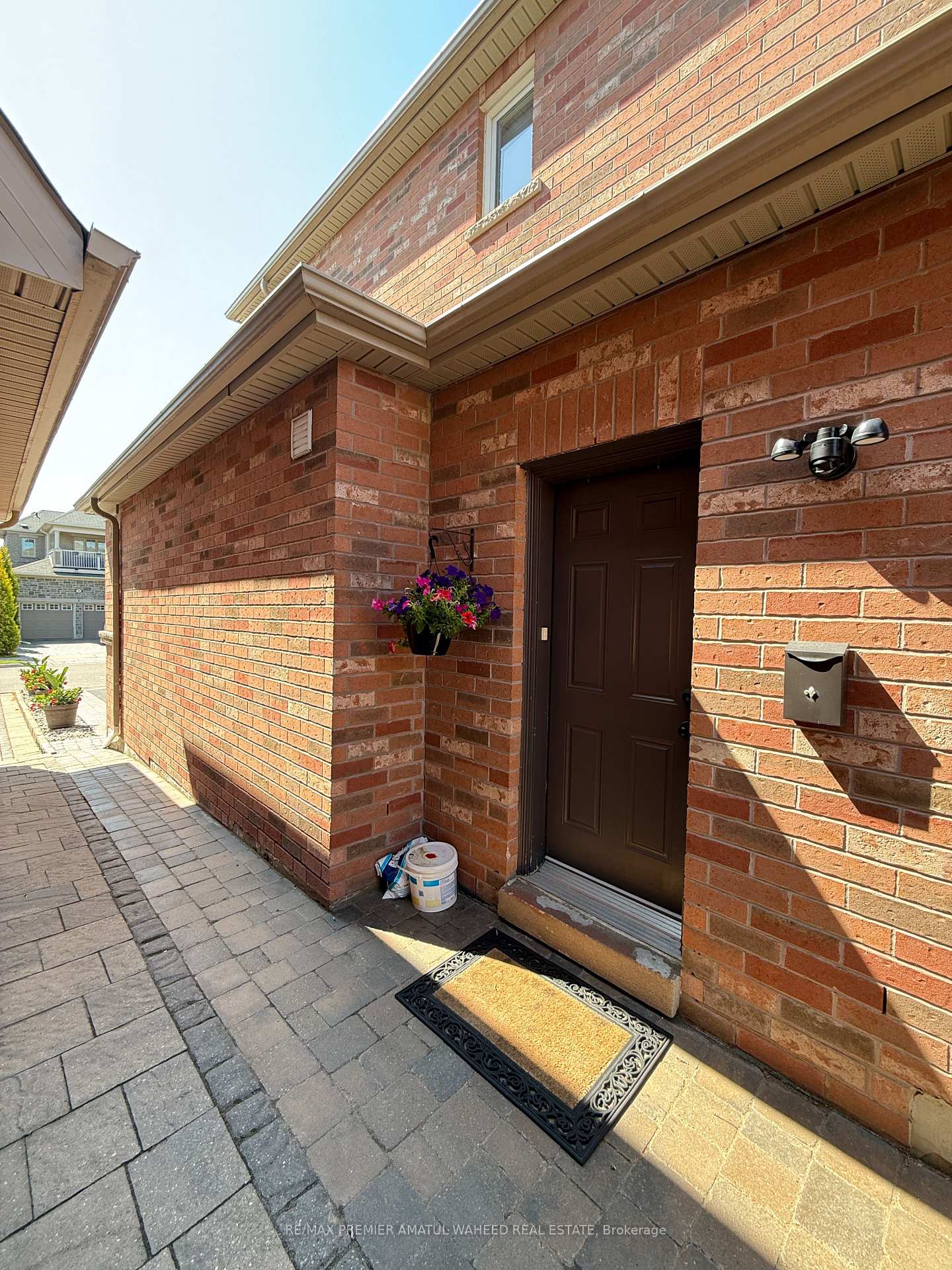 Photo 1 of 103 Valle Avenue, Vaughan, Vellore Village — HOMEH