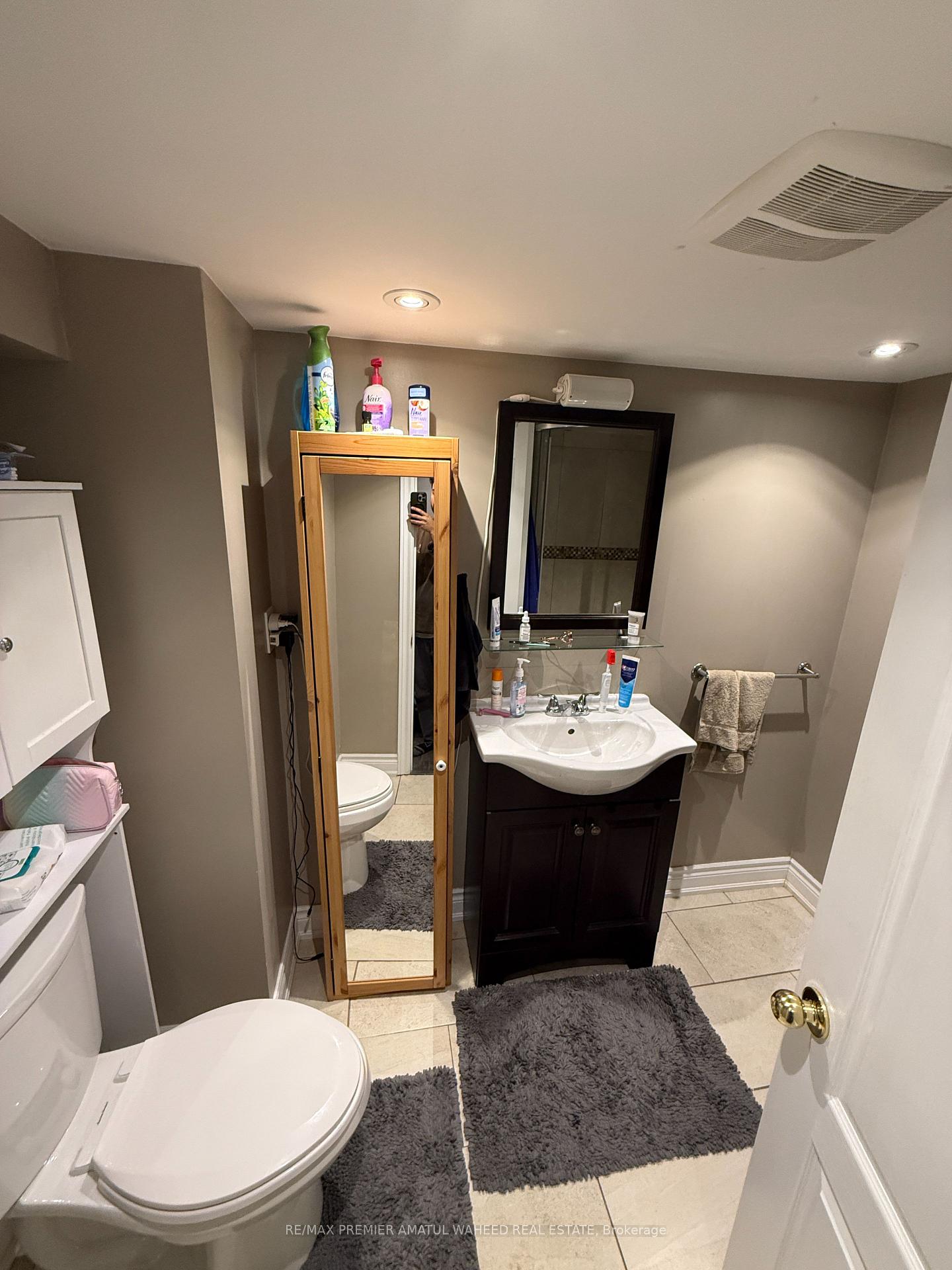 Photo 5 of 103 Valle Avenue, Vaughan, Vellore Village — HOMEH