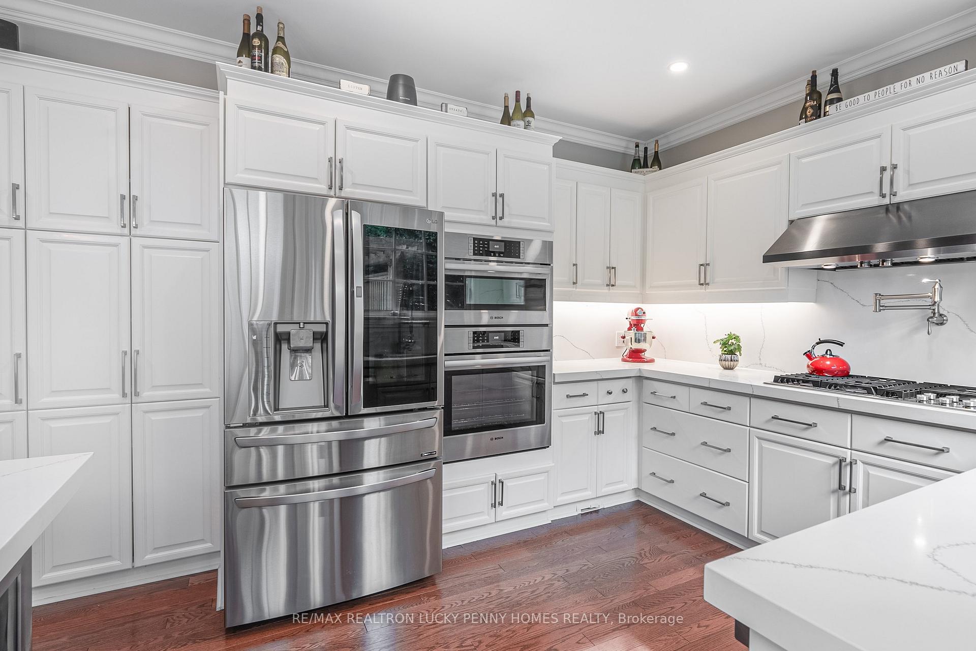 Photo 19 of 74 Braeside Square, Markham, Unionville — HOMEH
