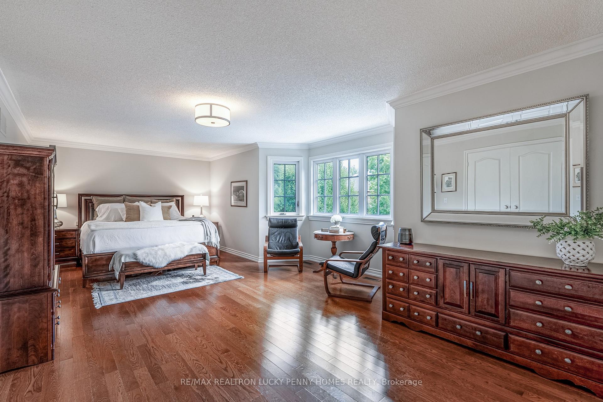 Photo 22 of 74 Braeside Square, Markham, Unionville — HOMEH