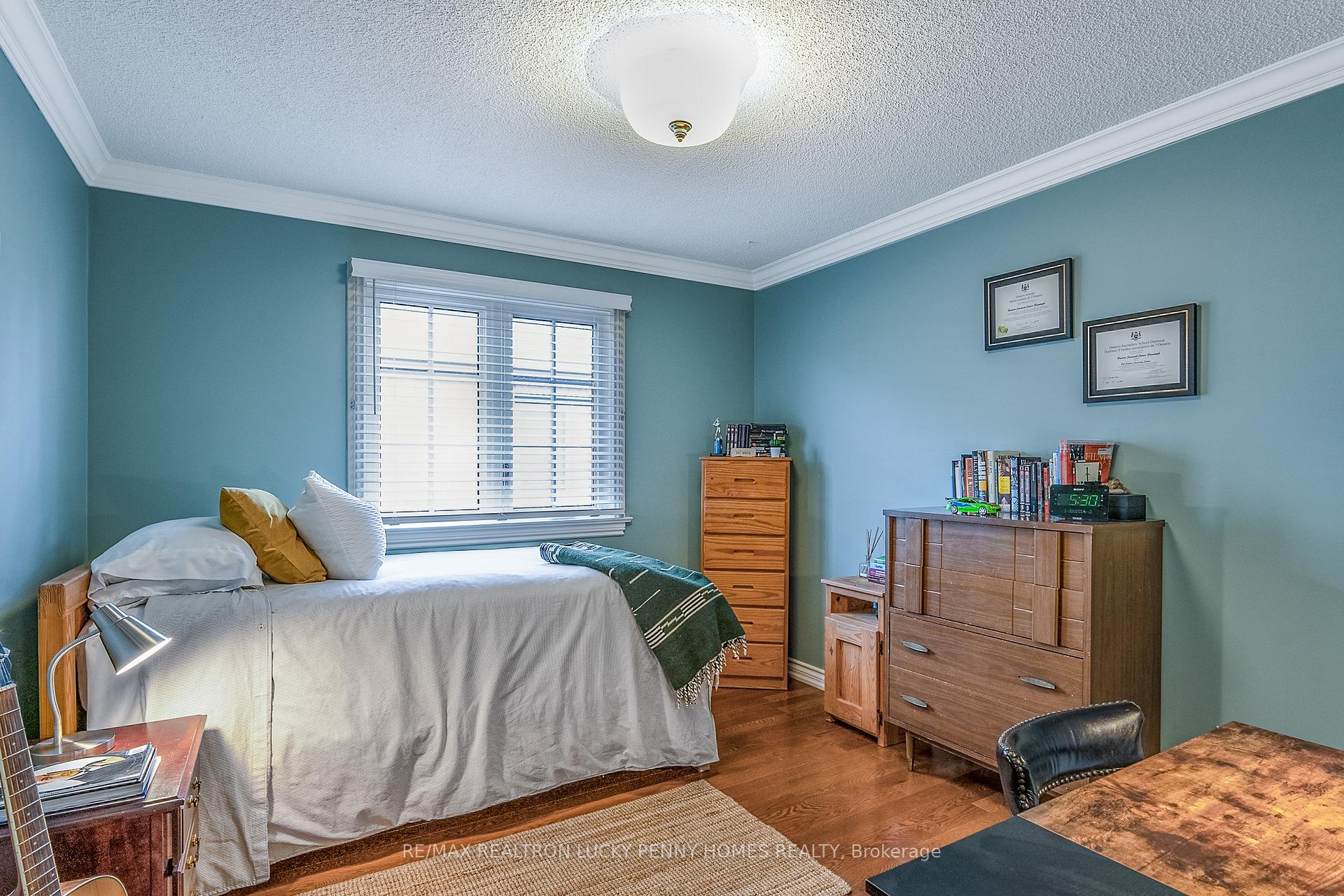 Photo 26 of 74 Braeside Square, Markham, Unionville — HOMEH