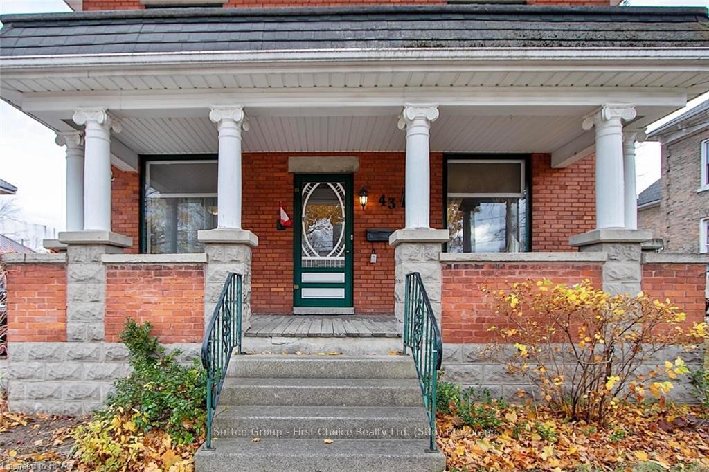 Photo 3 of 43 Toronto Street, West Perth, Mitchell — HOMEH