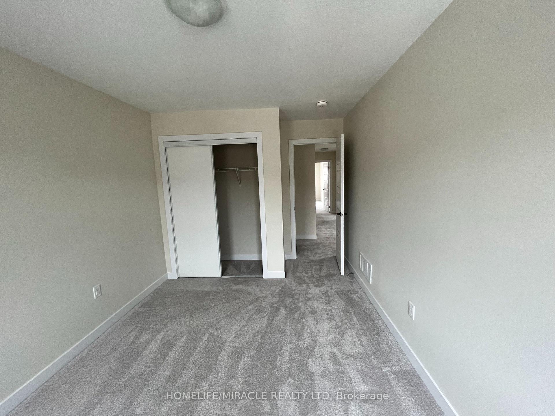 Photo 11 of 106 Keelson Street, Welland, Dain City — HOMEH