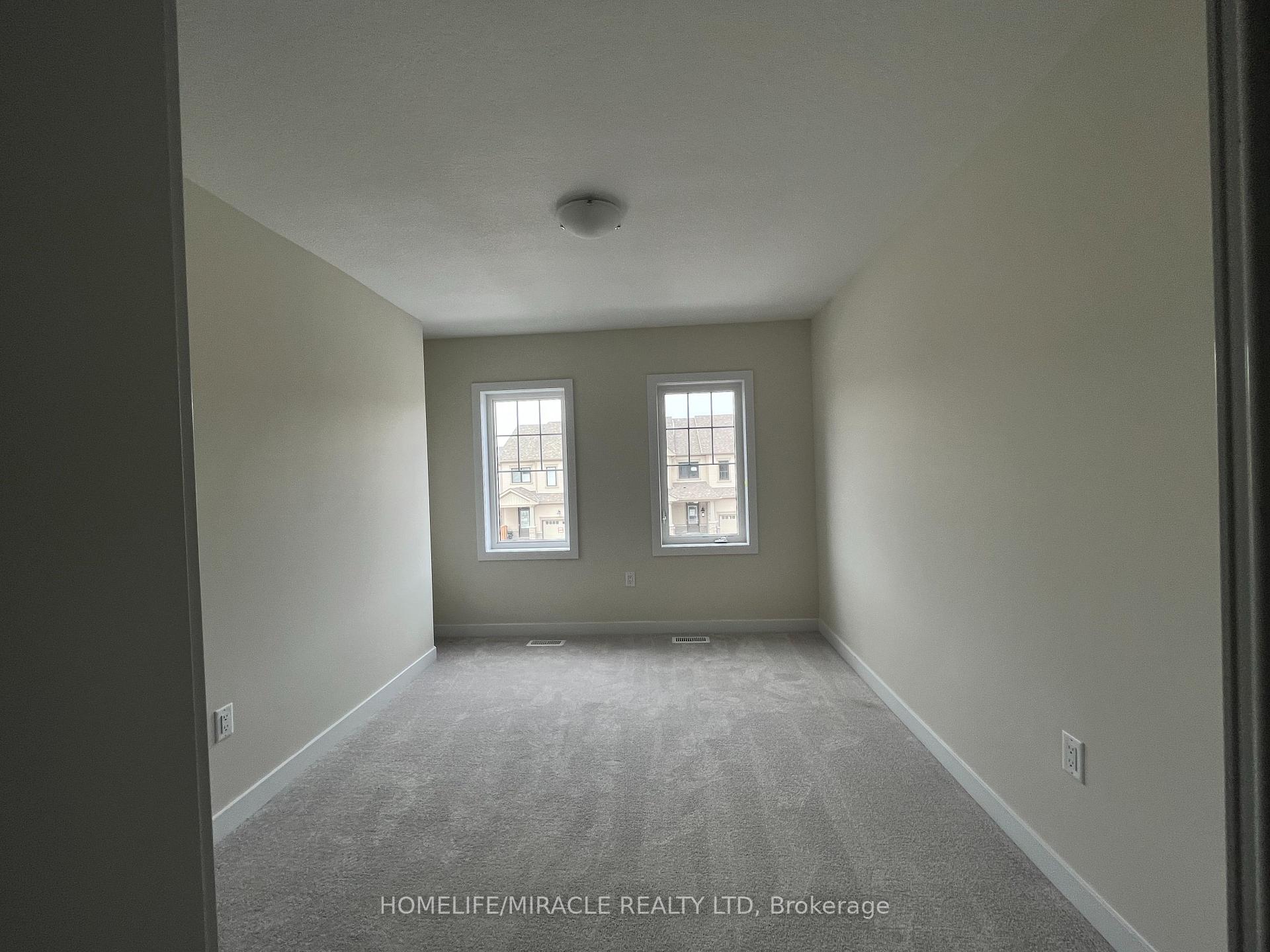 Photo 12 of 106 Keelson Street, Welland, Dain City — HOMEH