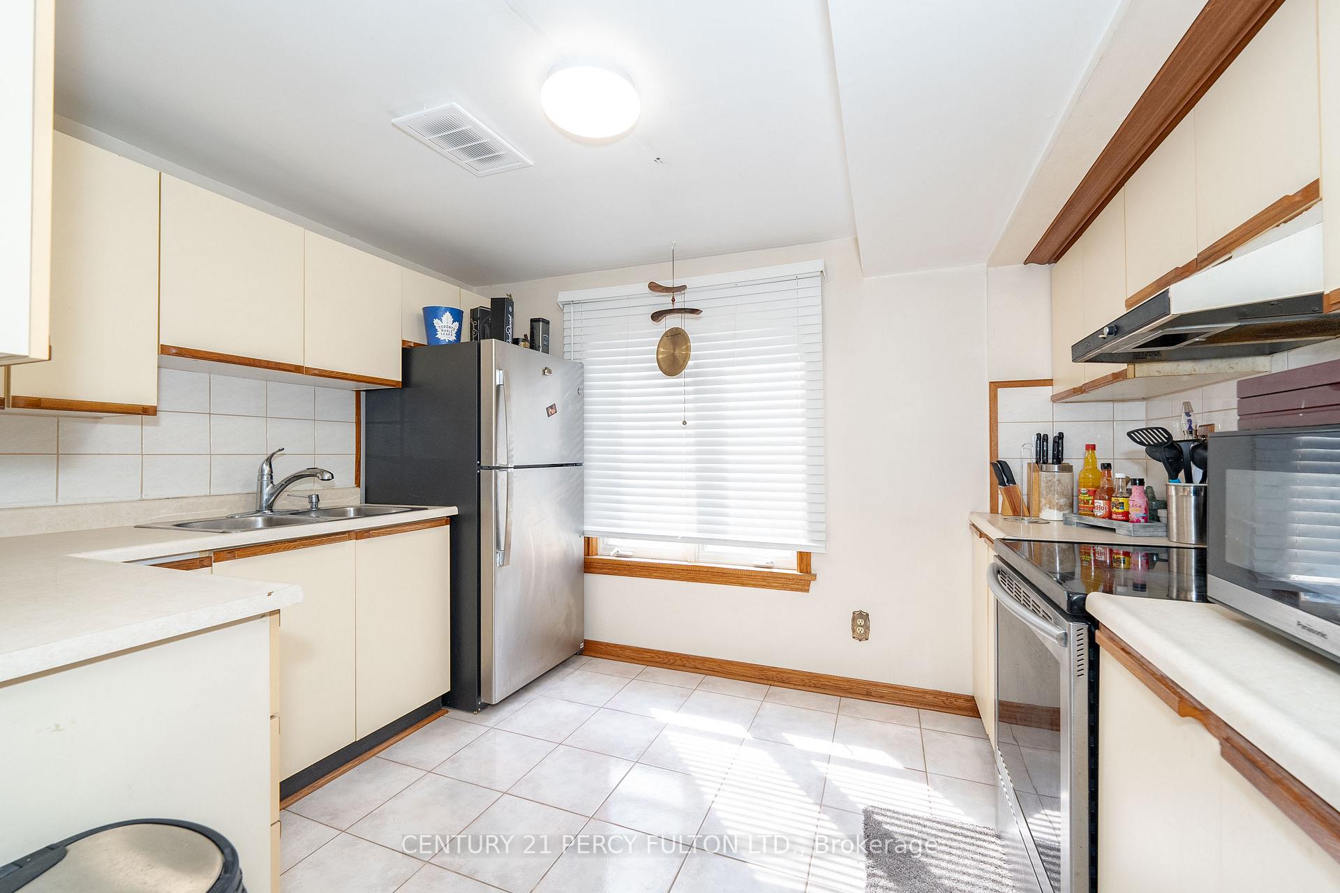 Photo 39 of 101 Sawdon Drive, Whitby, Blue Grass Meadows — HOMEH