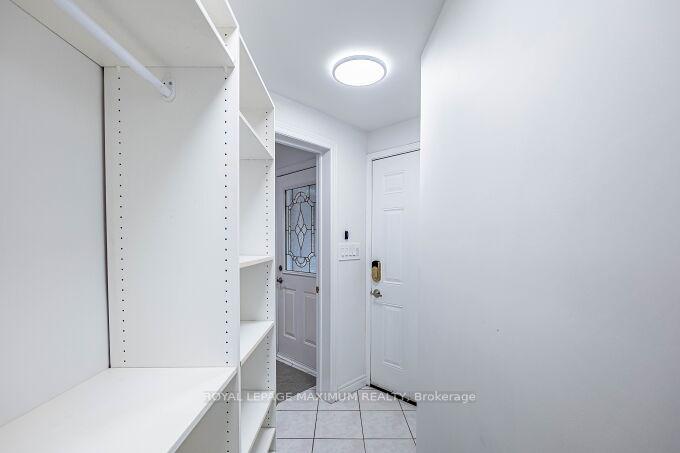 Photo 6 of 141 Panorama Crescent, Vaughan, Elder Mills — HOMEH