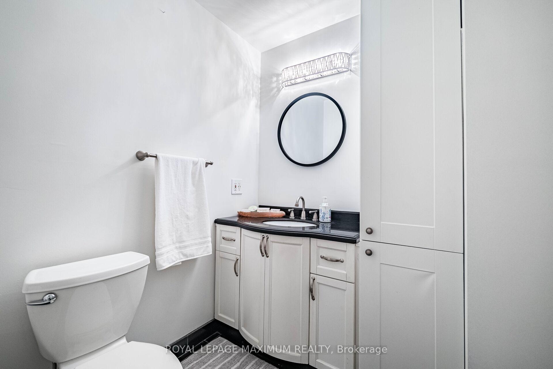 Photo 35 of 141 Panorama Crescent, Vaughan, Elder Mills — HOMEH