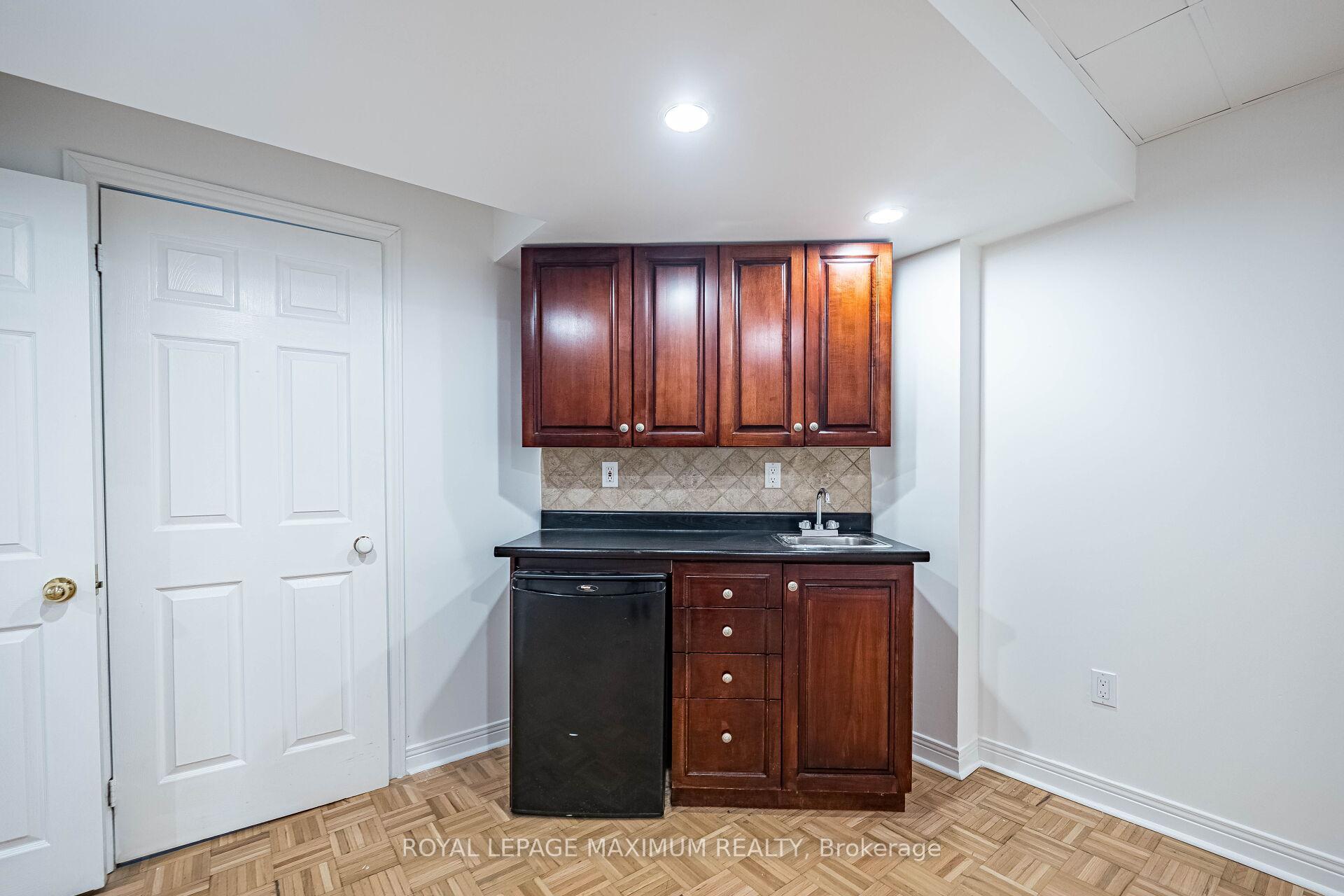 Photo 43 of 141 Panorama Crescent, Vaughan, Elder Mills — HOMEH